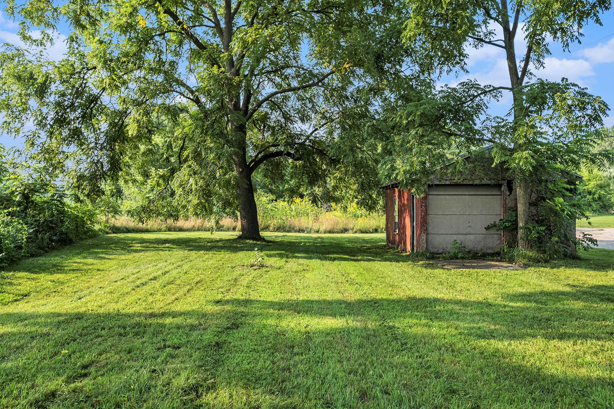 Photo 18 of 19 of 5192 E COLDWATER Road house