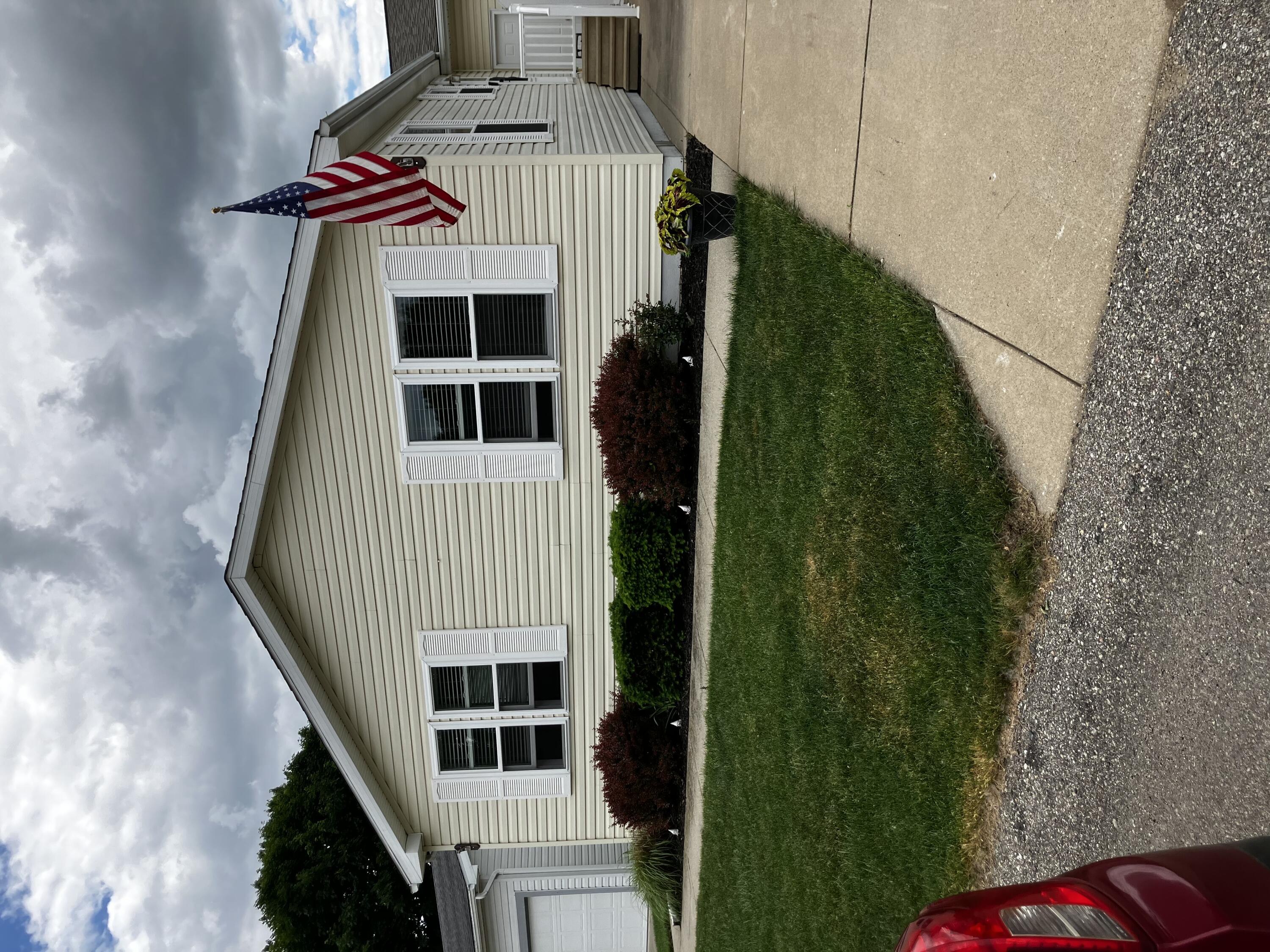 Photo 1 of 1 of 1524 N Meadowlark Drive mobile home