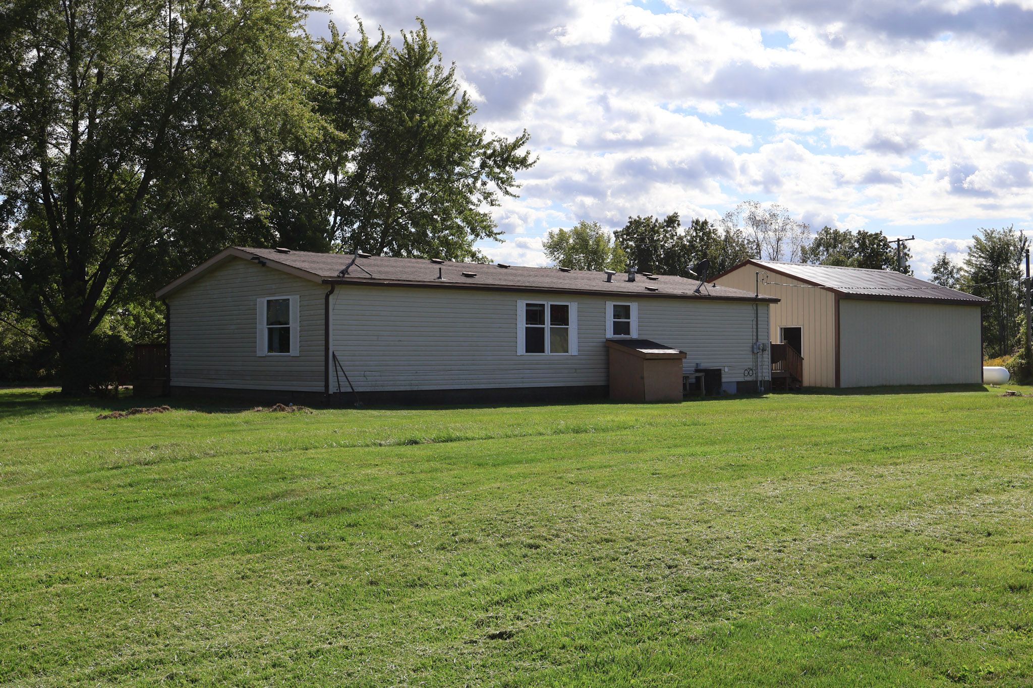 Photo 30 of 41 of 8523 TURNER Road mobile home