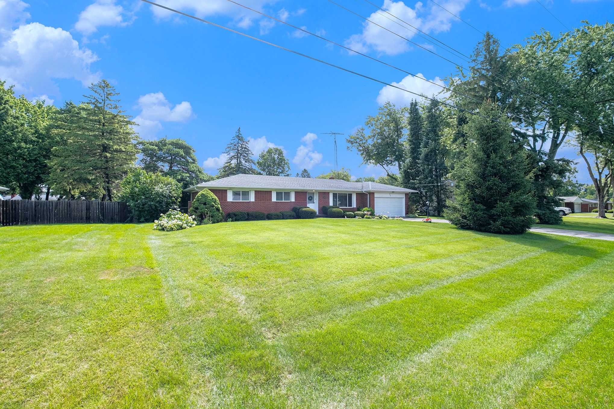 Photo 6 of 29 of 8169 DUNGARVIN Drive house