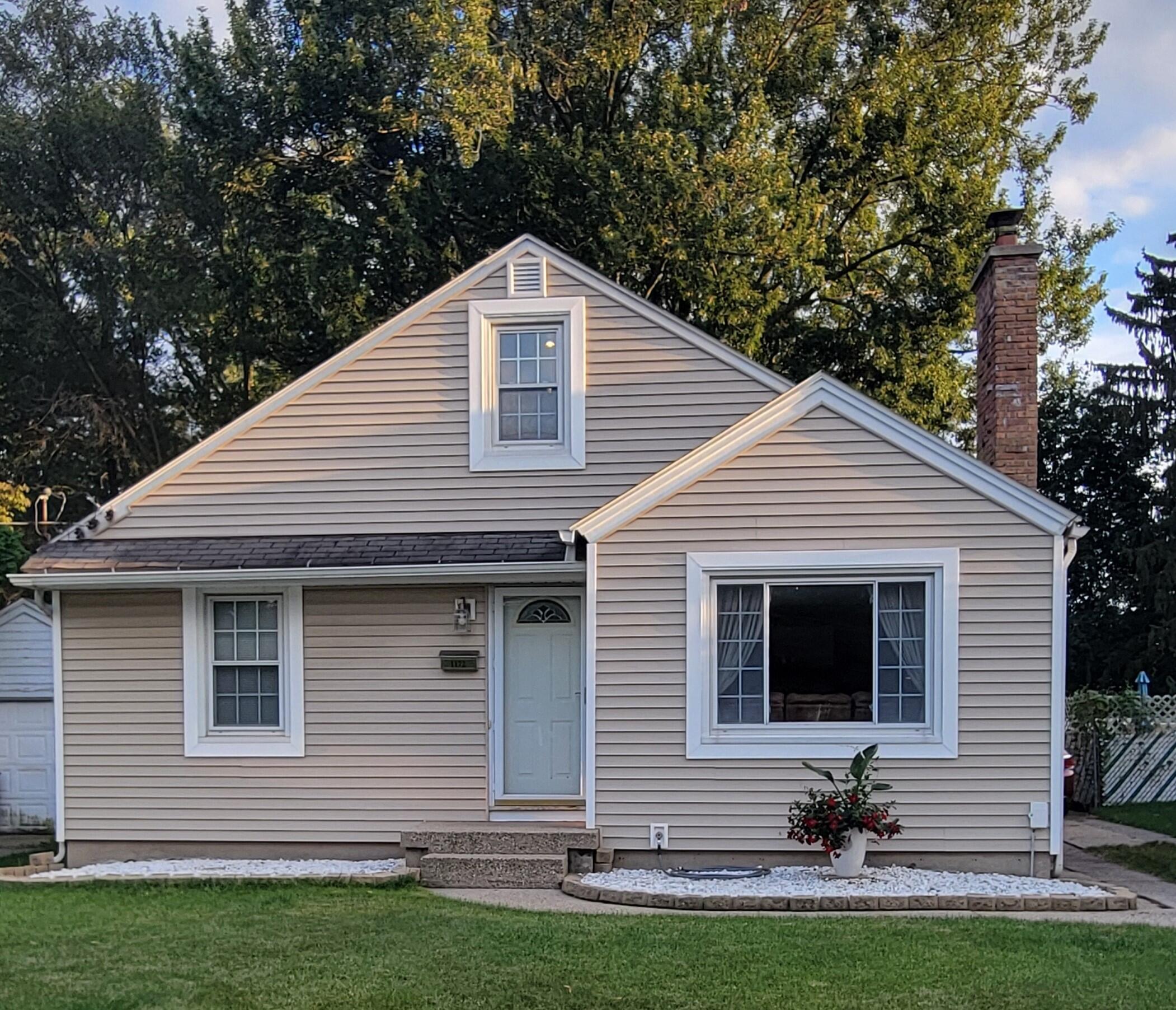 Photo 1 of 38 of 1172 Ottillia Street SE house