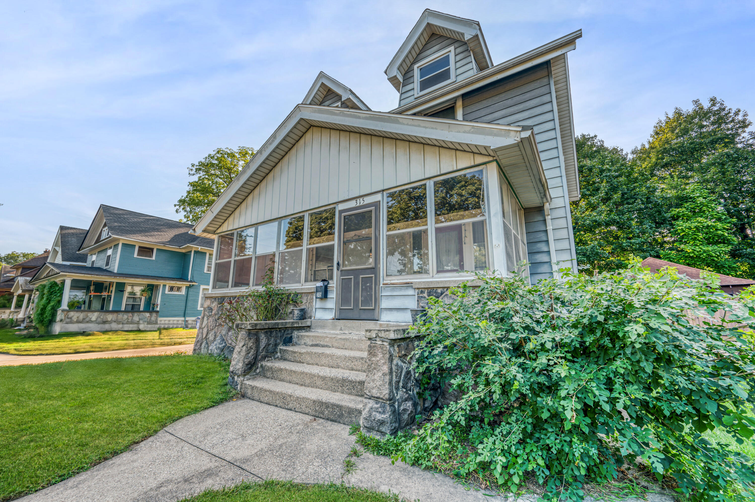 Photo 1 of 39 of 315 Garfield Avenue NW house