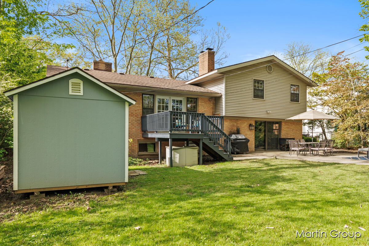 Photo 41 of 44 of 2607 Elmwood Drive SE house