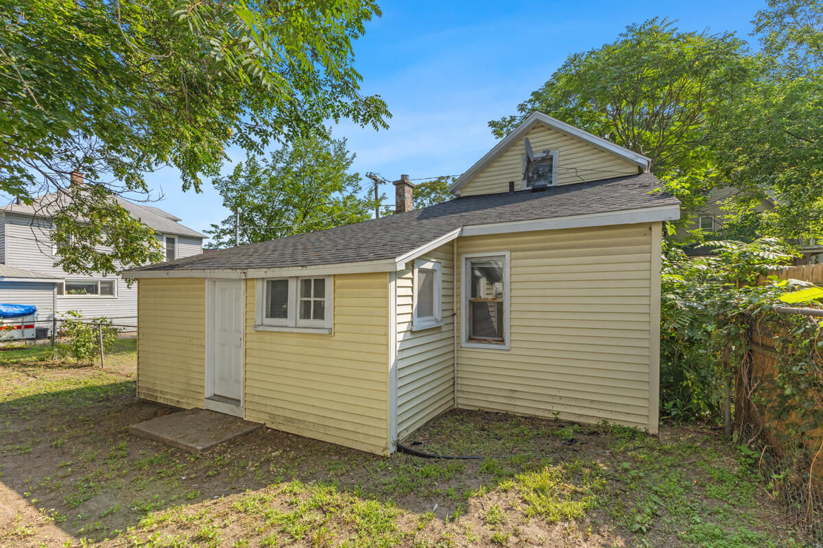 Photo 5 of 20 of 15 Congress Avenue SE house