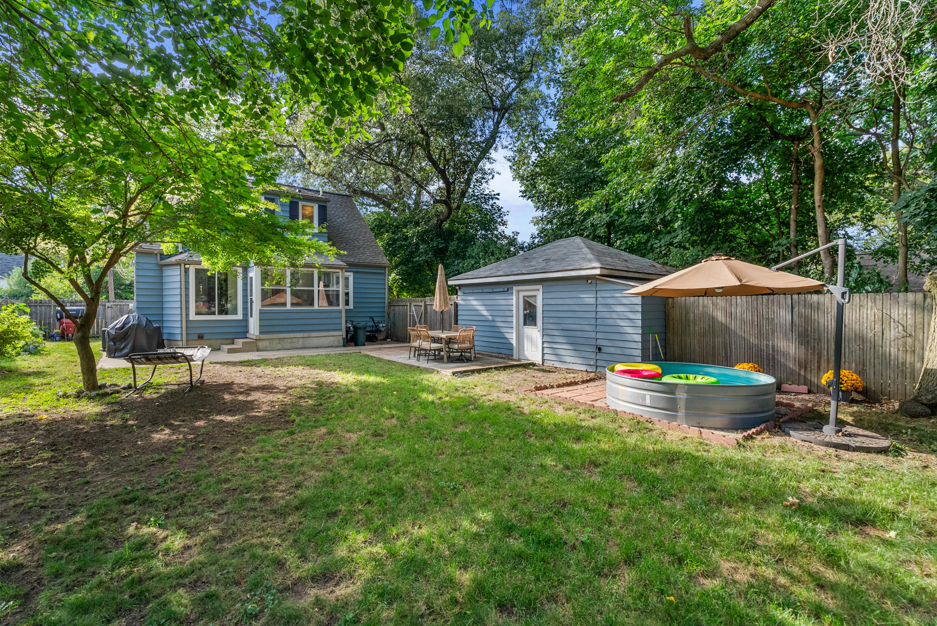 Photo 12 of 45 of 876 Burke Avenue NE house