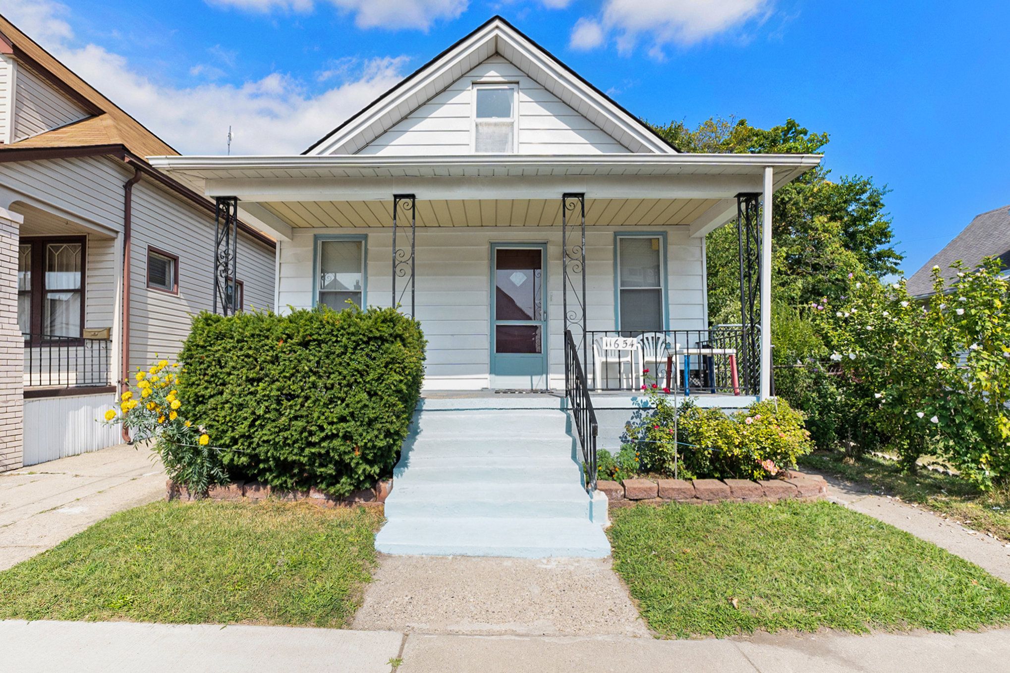 Photo 1 of 27 of 11654 MITCHELL Street house