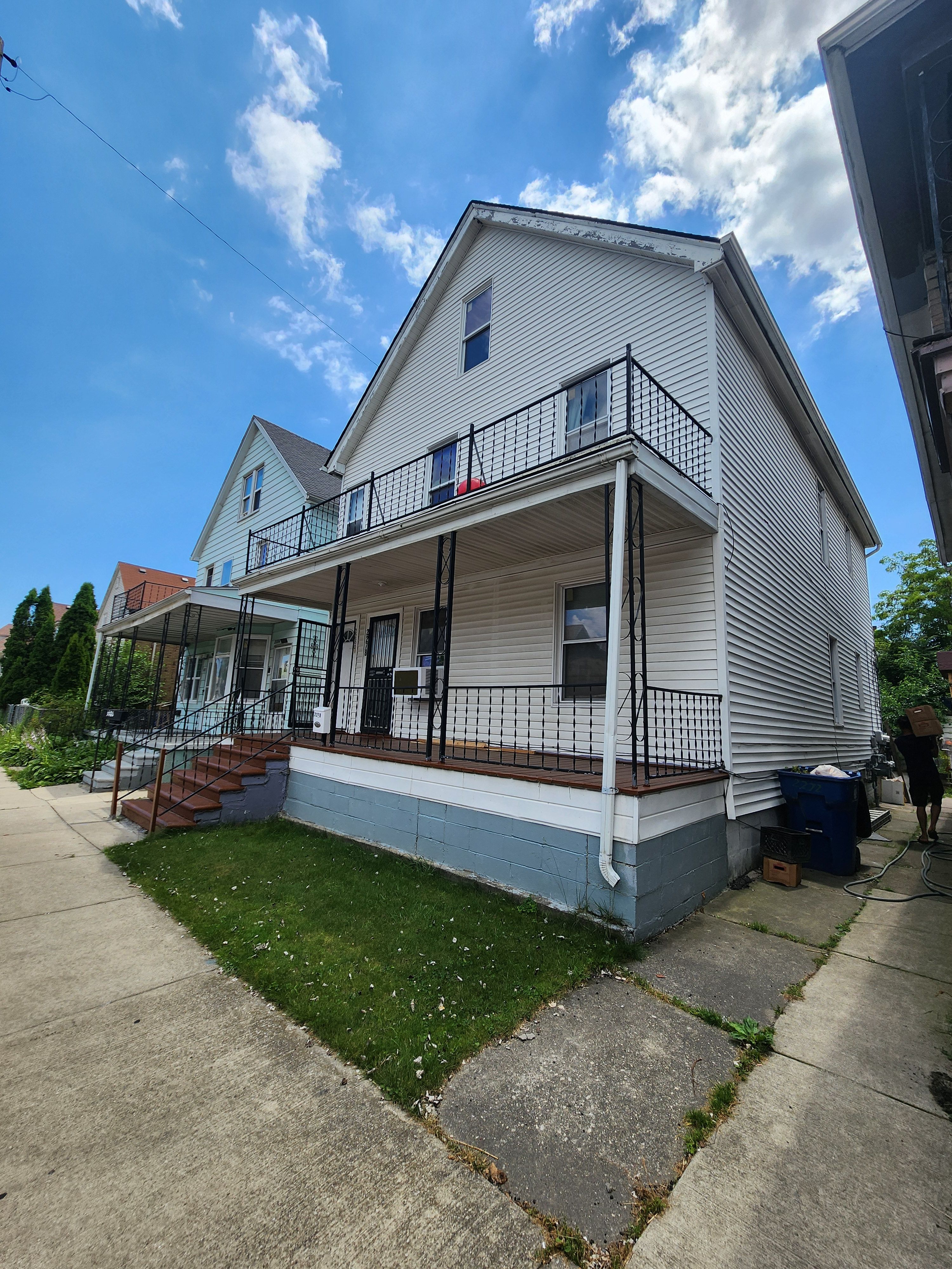 Photo 3 of 6 of 2278 FABER Street house