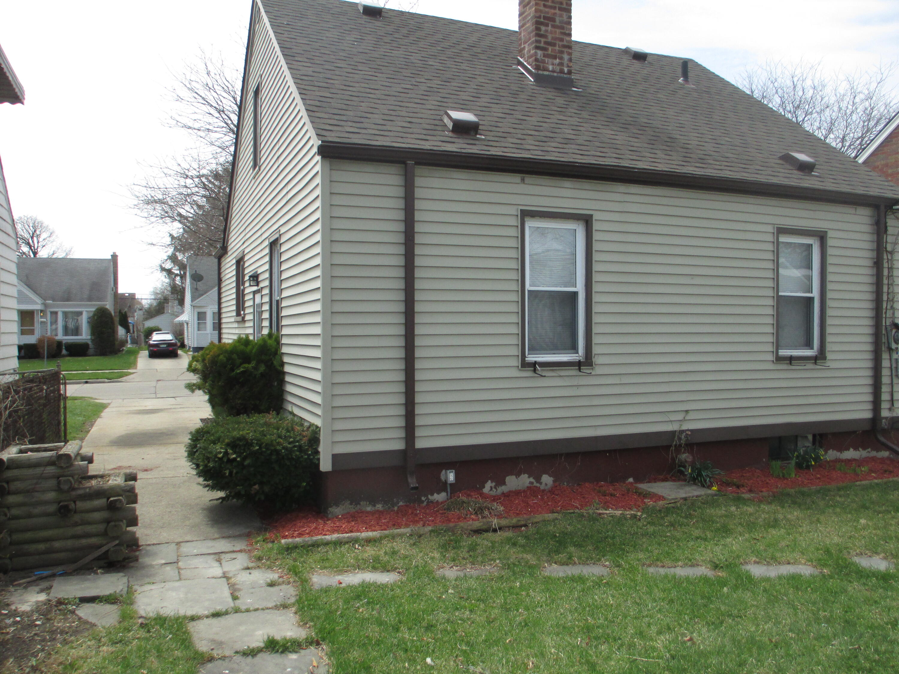 Photo 2 of 14 of 20253 Washtenaw Street house