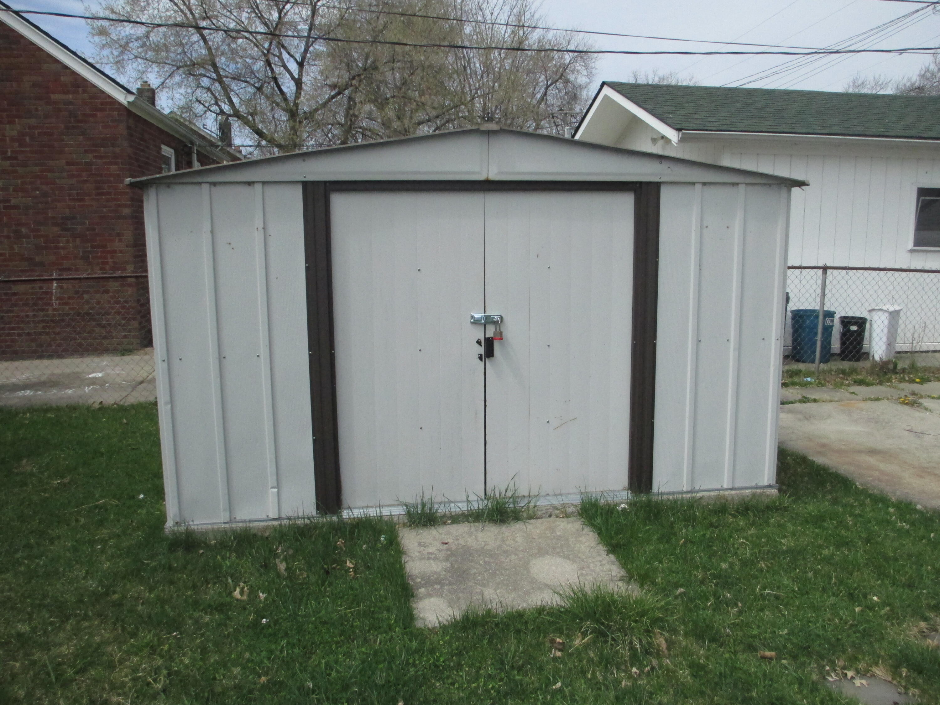 Photo 3 of 14 of 20253 Washtenaw Street house