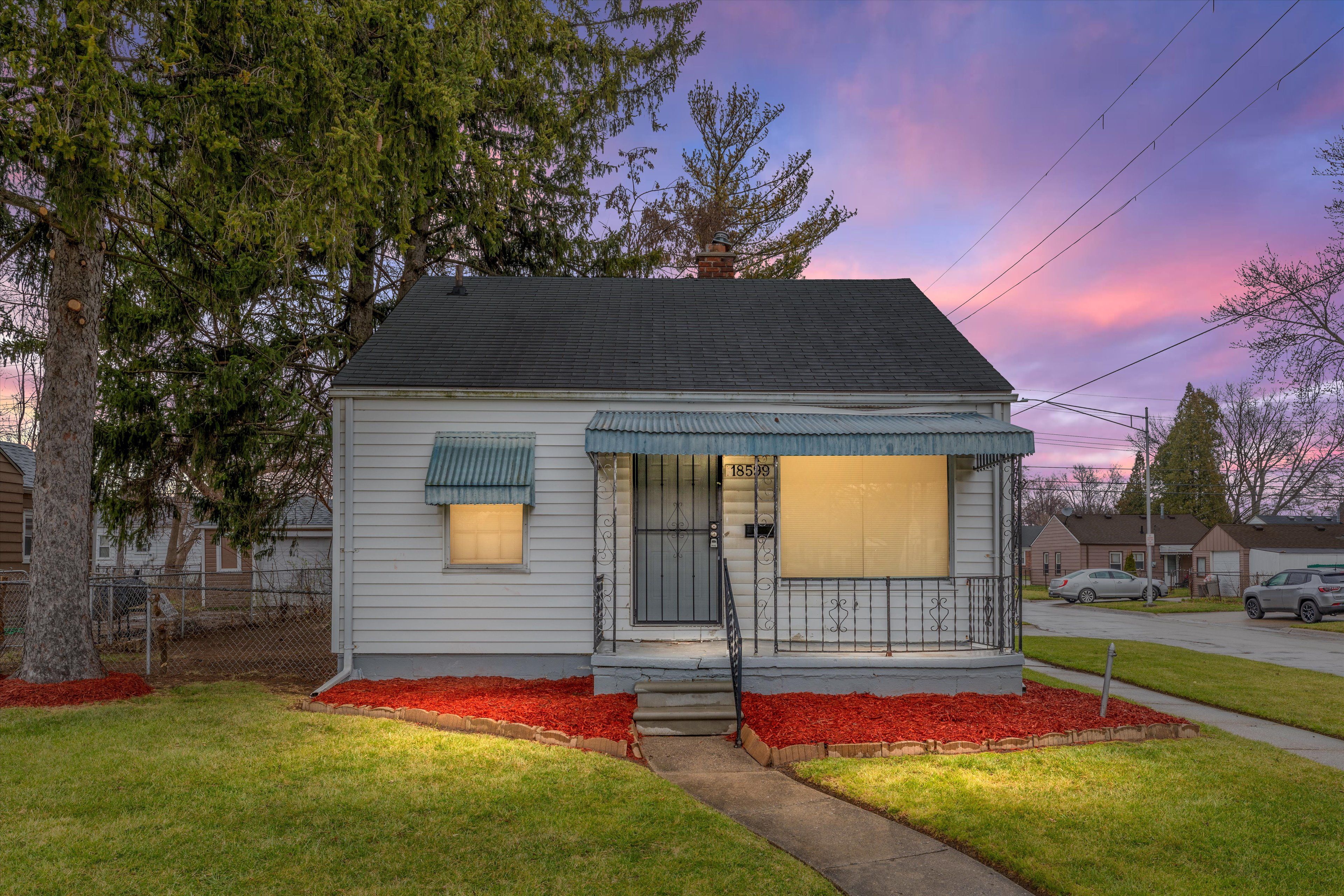 Photo 1 of 26 of 18599 ELKHART Street house