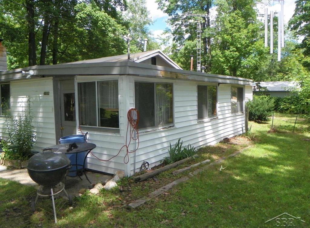 Photo 1 of 5 of 4802 maplewood Street house