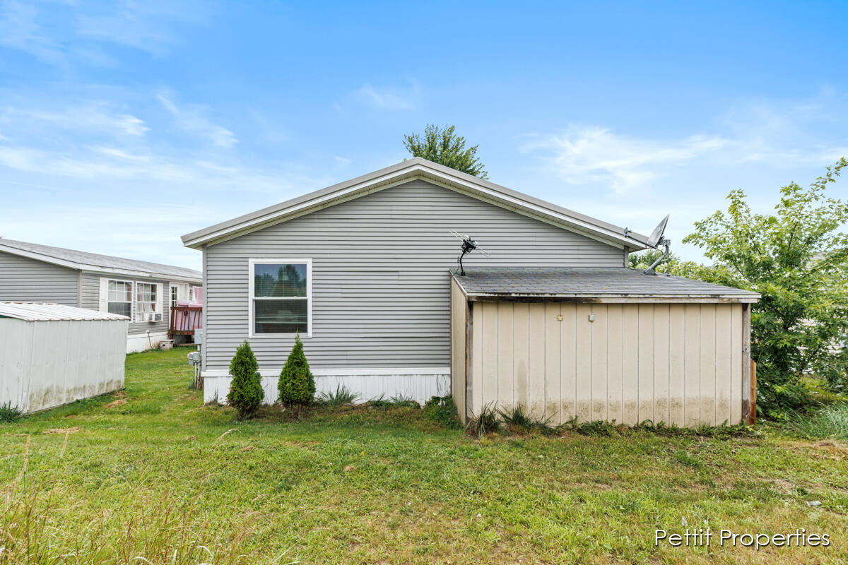 Photo 18 of 18 of 1633 Lavender Drive mobile home