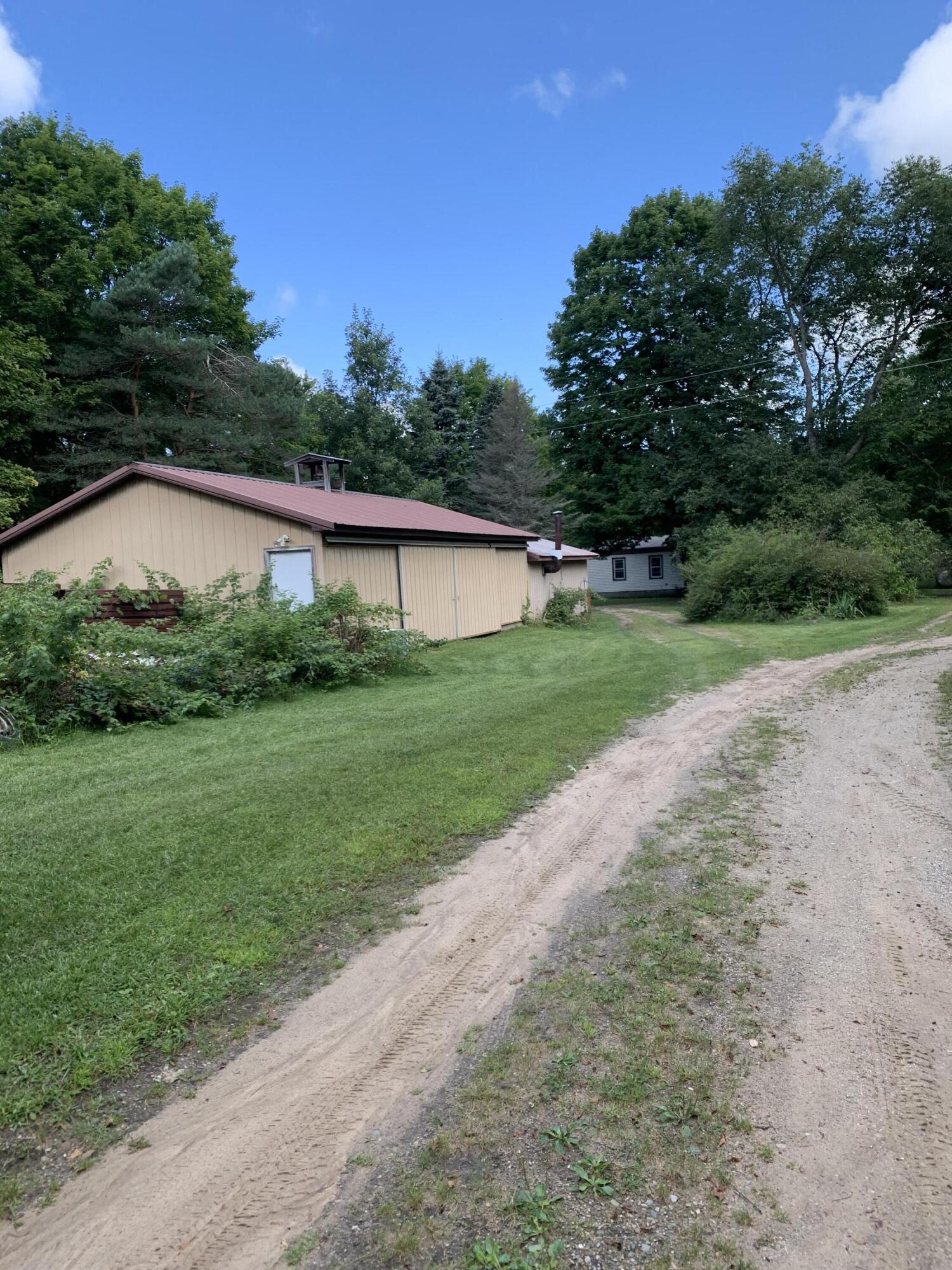 Photo 3 of 33 of 15070 Rapids Drive mobile home