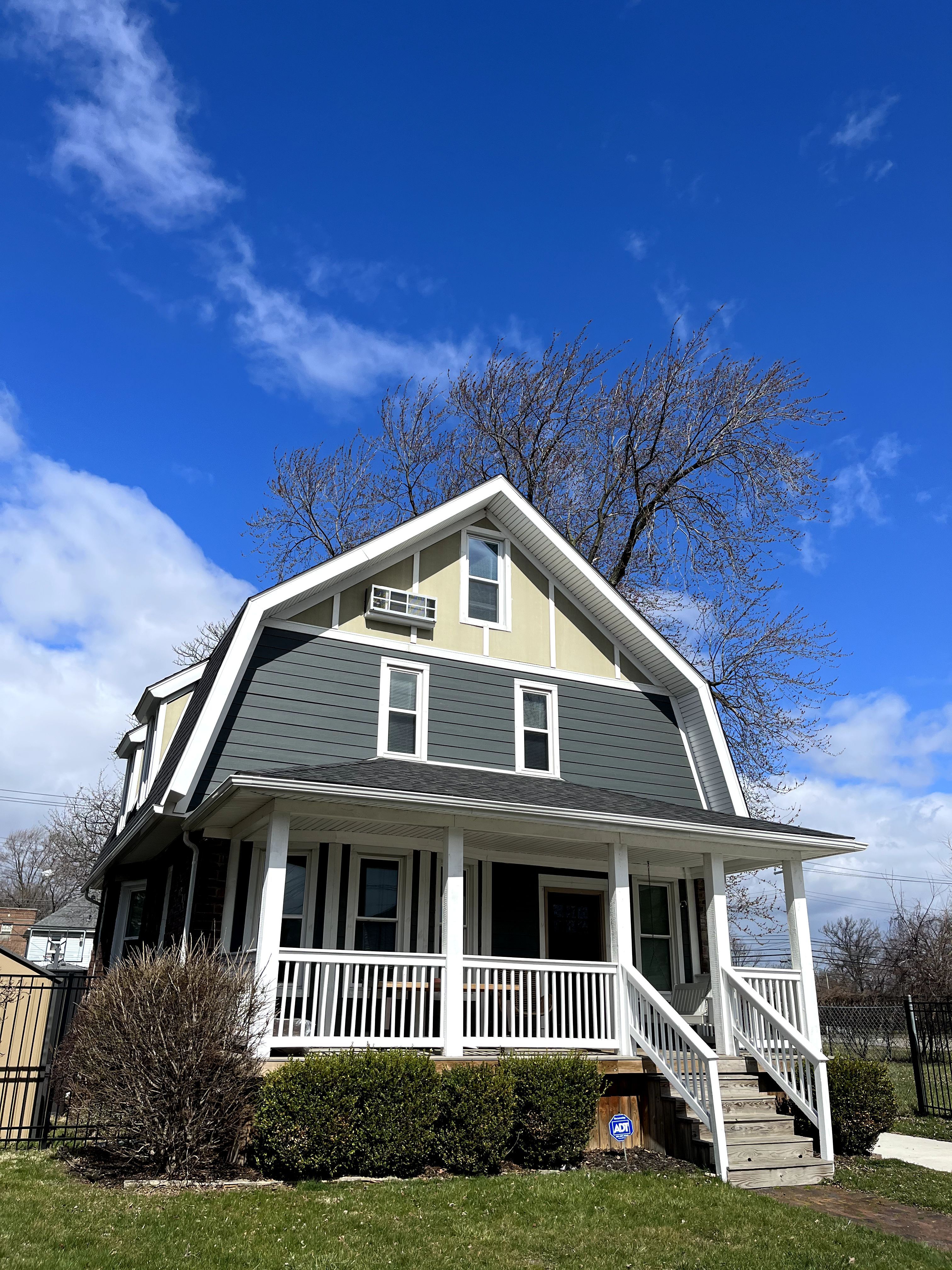 Photo 2 of 41 of 45 FERRIS Street house