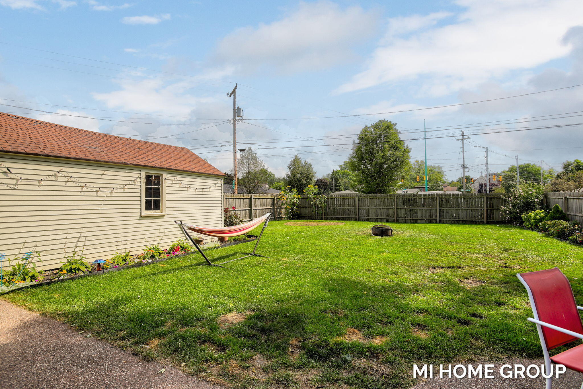 Photo 11 of 41 of 78 W 21st Street house