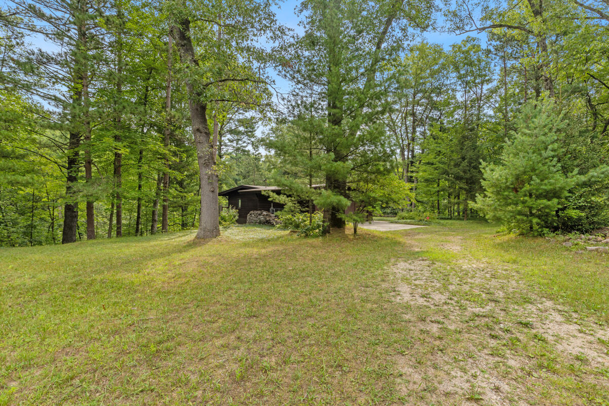 Photo 40 of 52 of 21802 W Lake Montcalm Road house