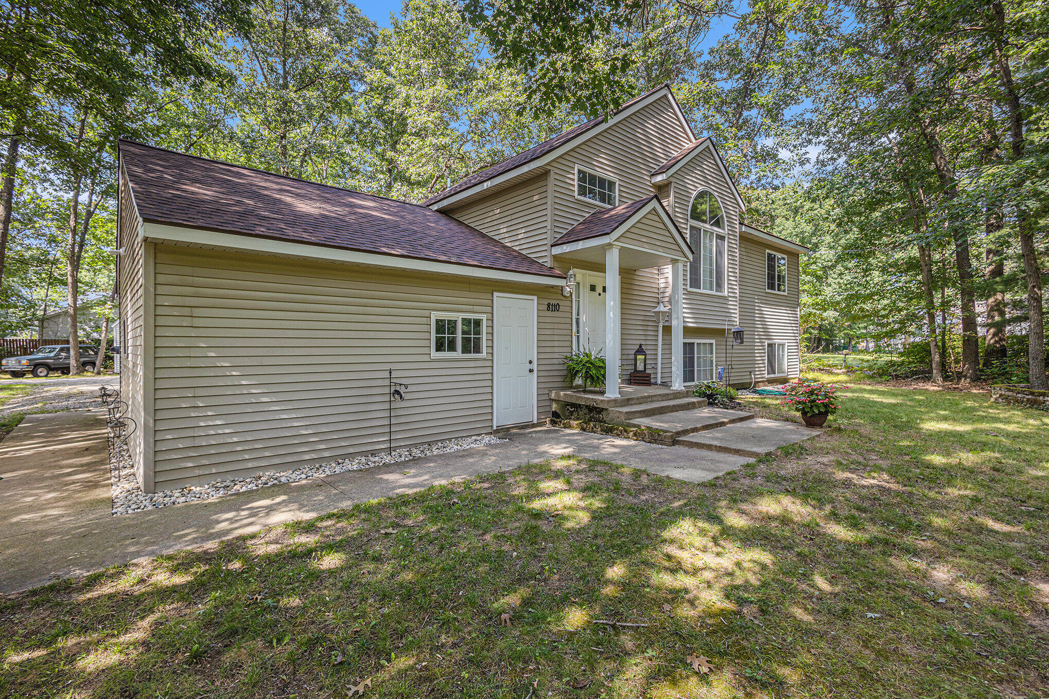 Photo 4 of 27 of 8110 Indian Shores Drive house