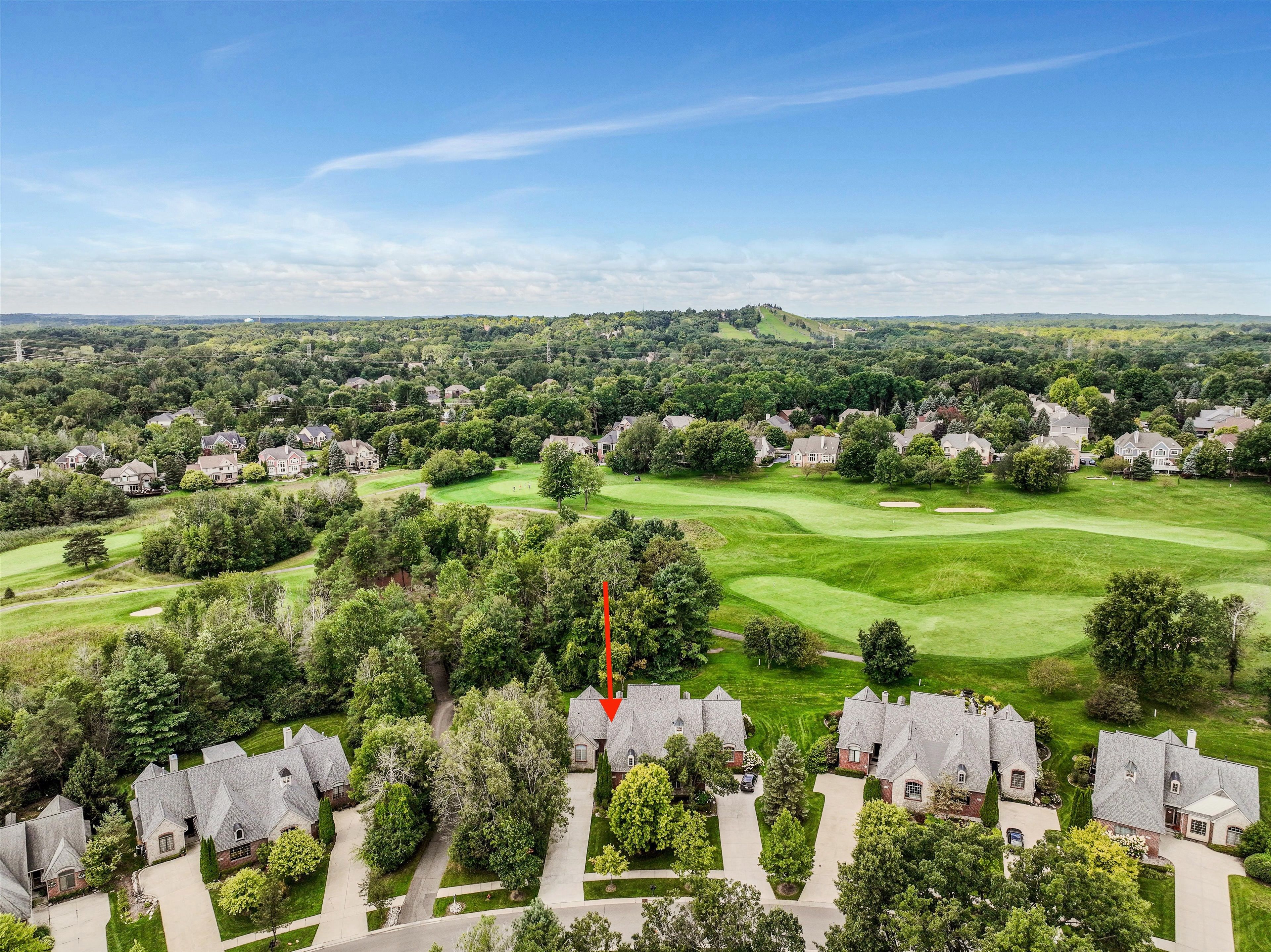 Photo 1 of 41 of 4703 OAKHURST RIDGE Road condo