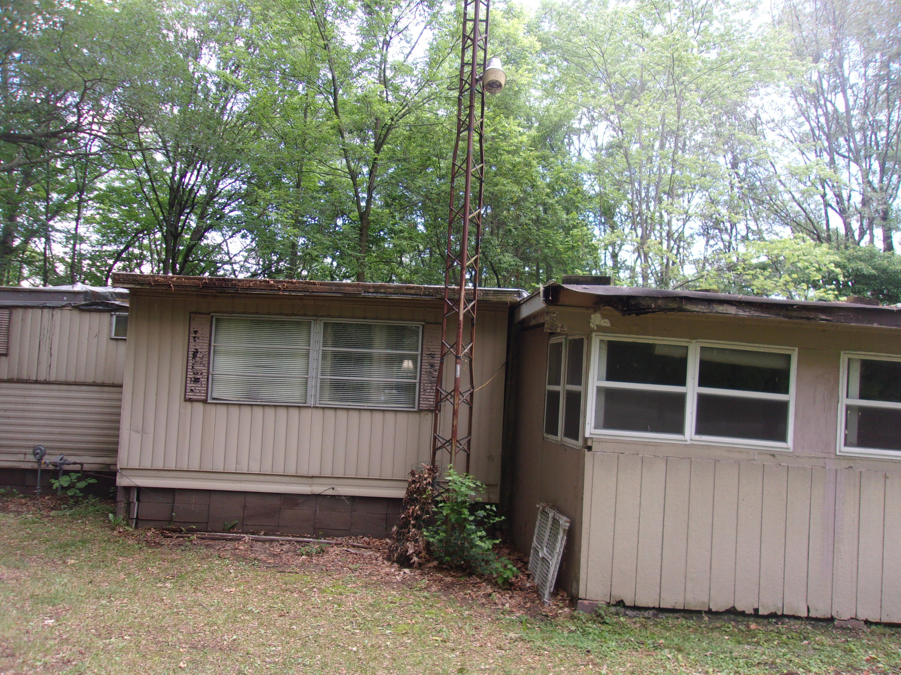 Photo 4 of 20 of 13500 S Jones Road mobile home