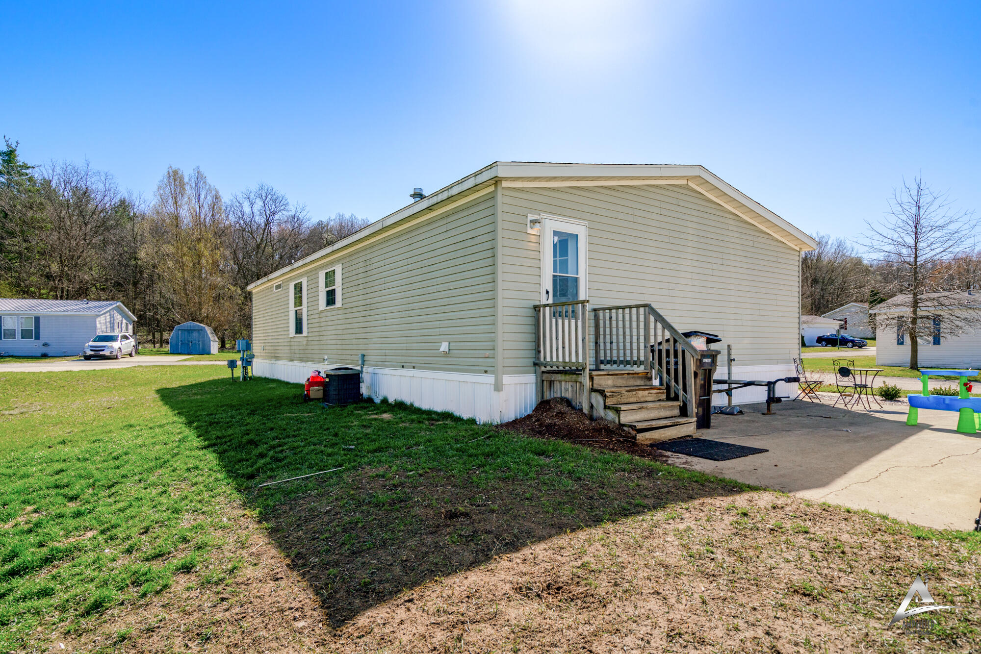 Photo 11 of 39 of 885 Buttonwood Drive mobile home