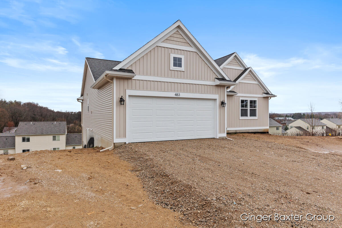 Photo 3 of 19 of 483 Seneca Ridge Drive 5 house