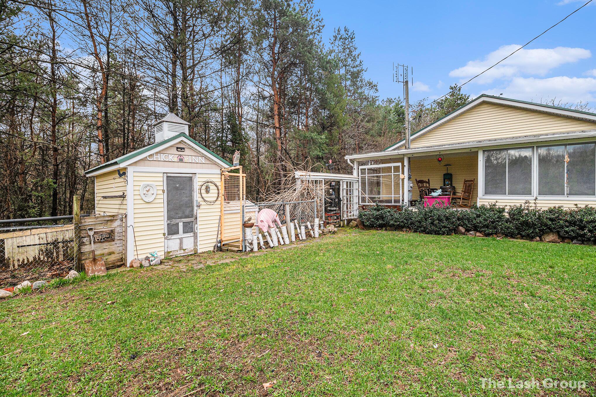 Photo 3 of 36 of 25 S Greenville Road mobile home