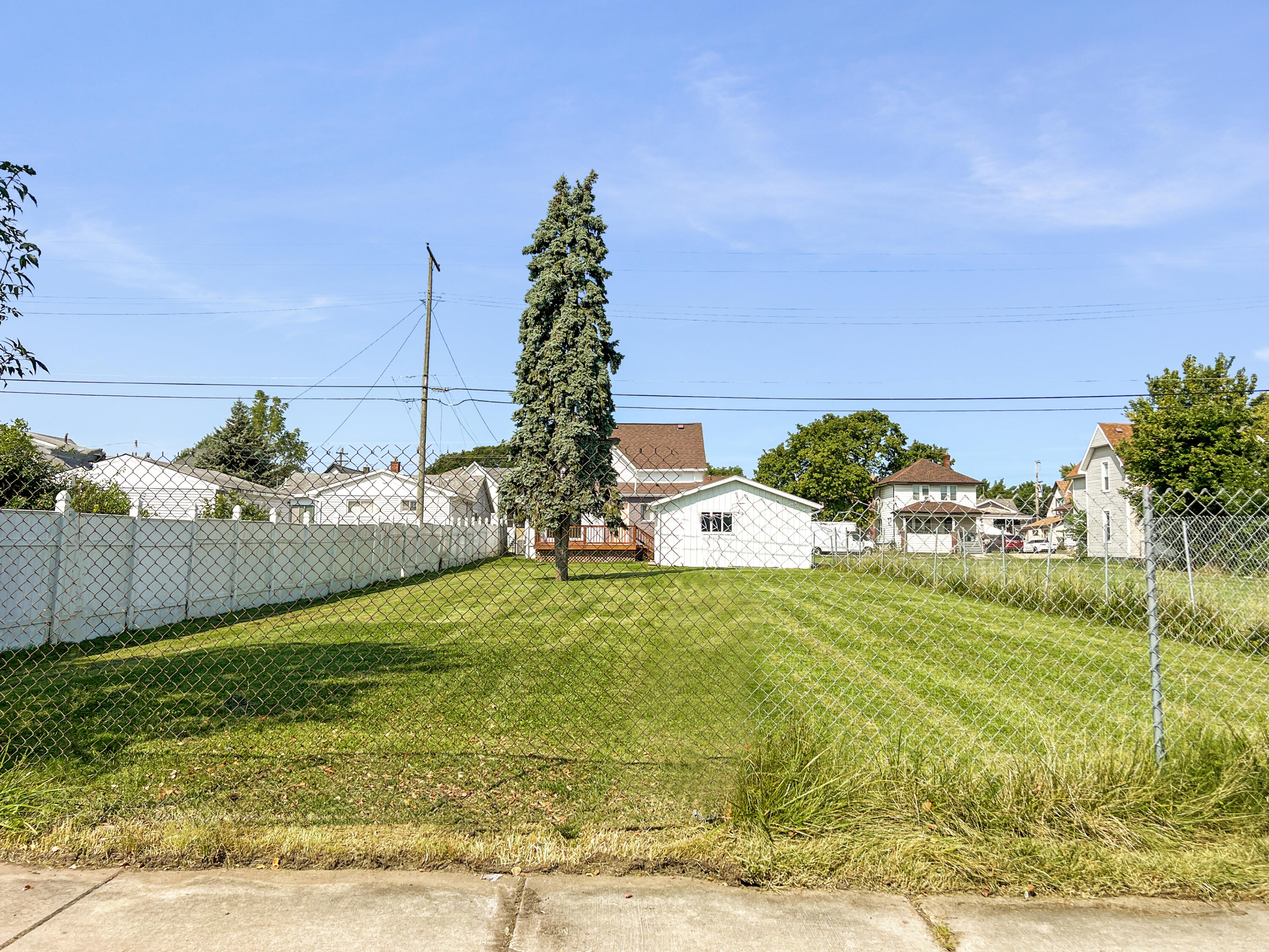 Photo 39 of 39 of 50 Northbound Gratiot Avenue house