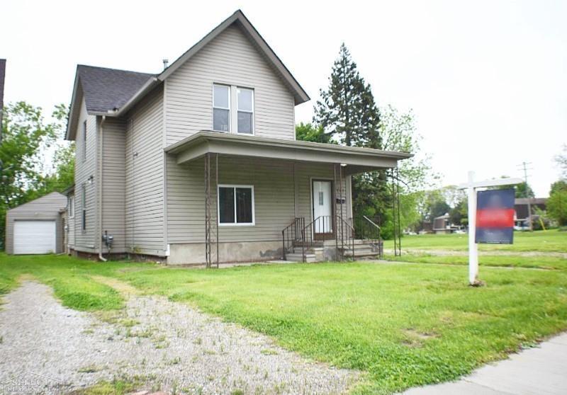 Photo 1 of 36 of 282 Northbound Gratiot Avenue house