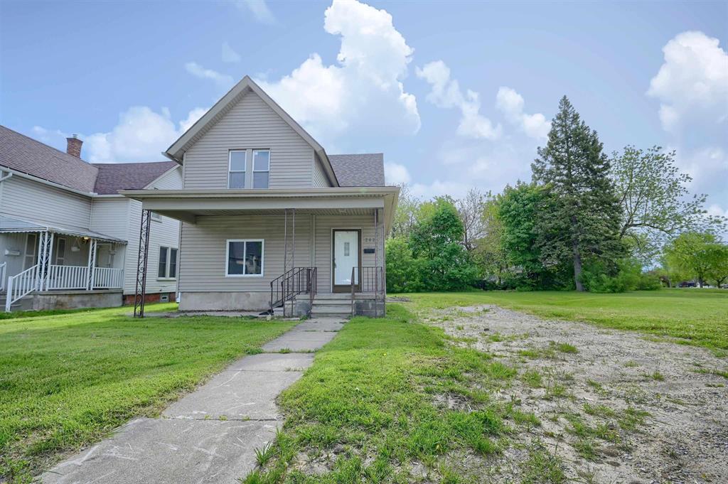 Photo 2 of 36 of 282 Northbound Gratiot Avenue house