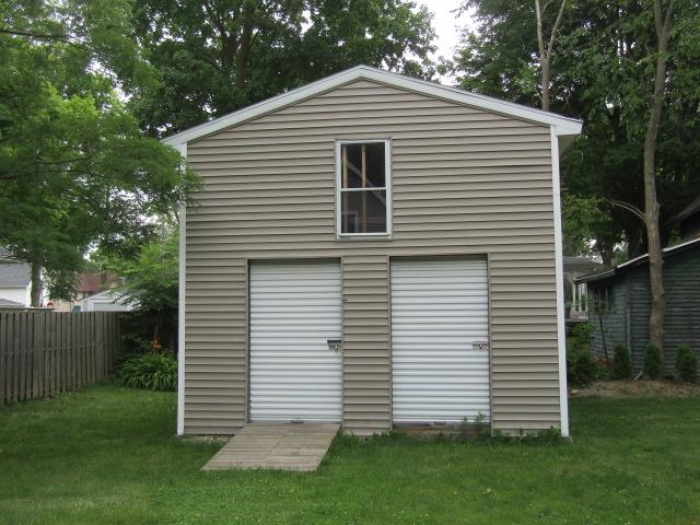 Photo 14 of 14 of 214 N Lansing Street house