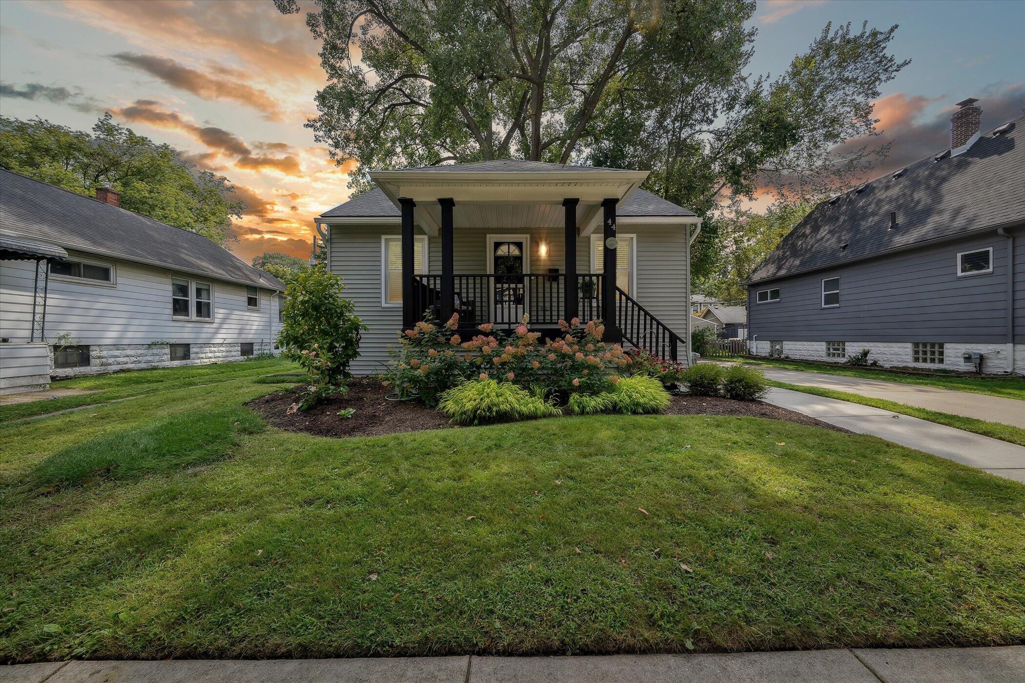 Photo 1 of 33 of 44 Maywood Avenue house