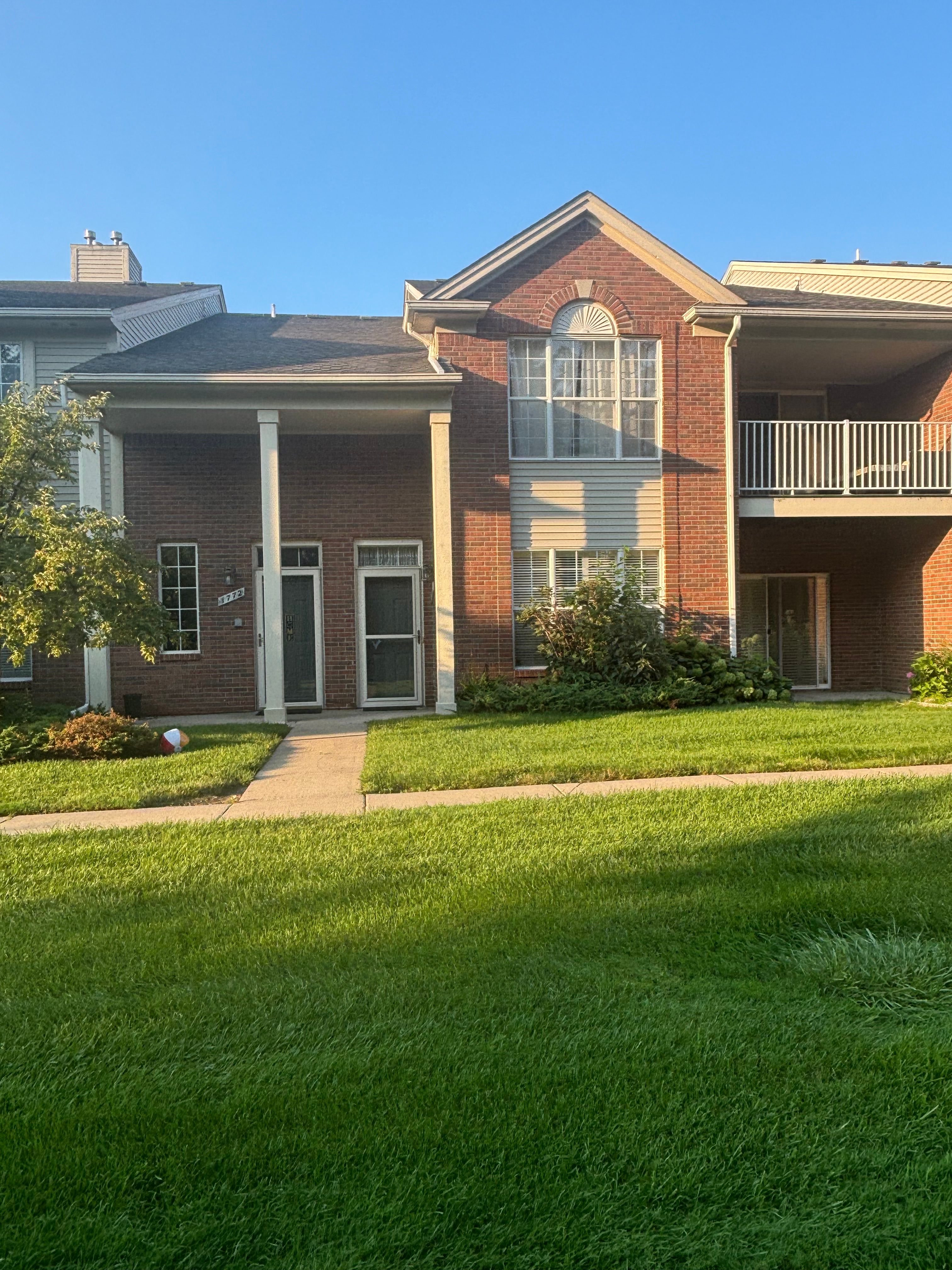 Photo 1 of 35 of 1770 Flagstone Circle condo