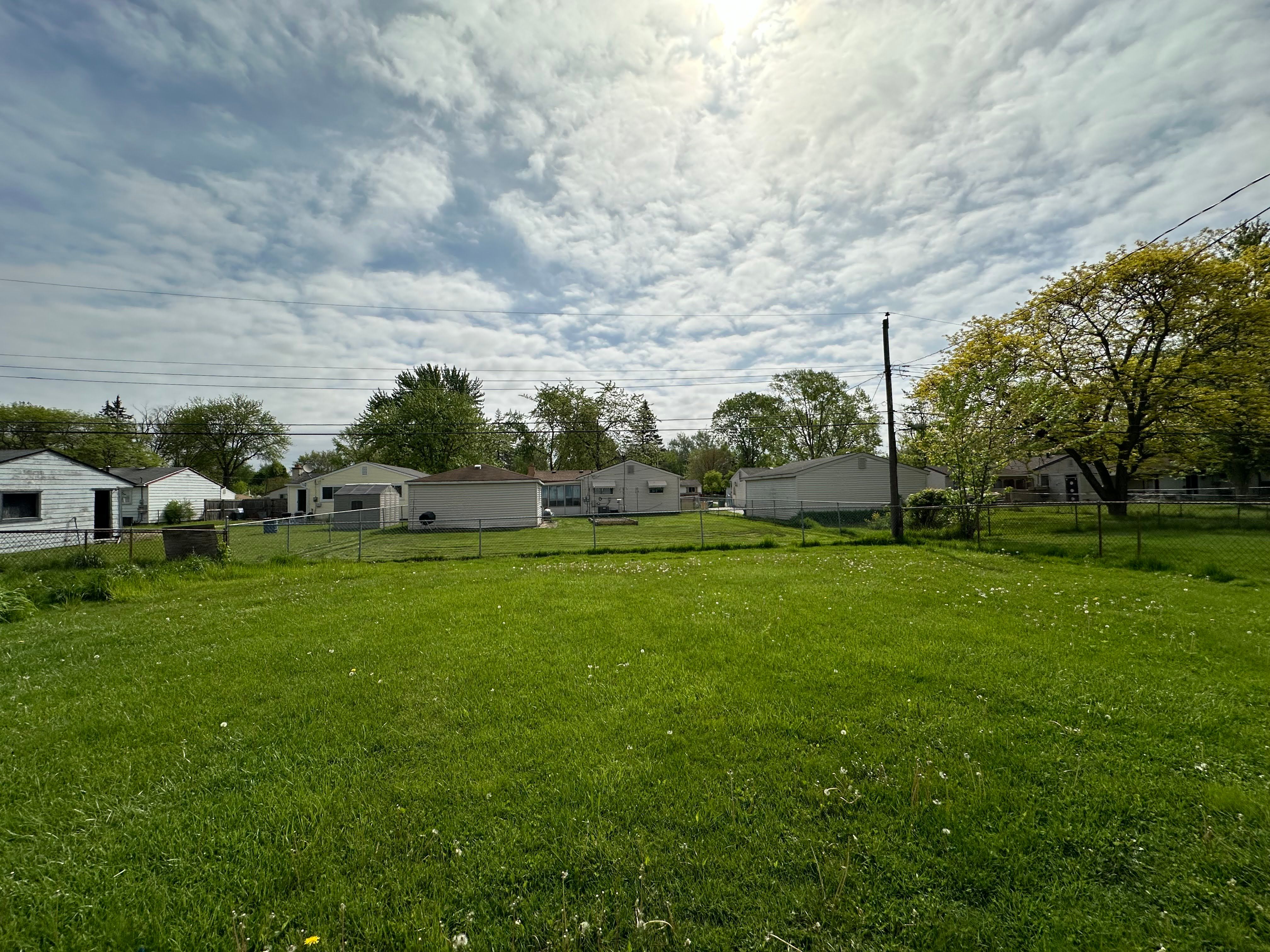 Photo 25 of 28 of 15709 COLBERT Street house