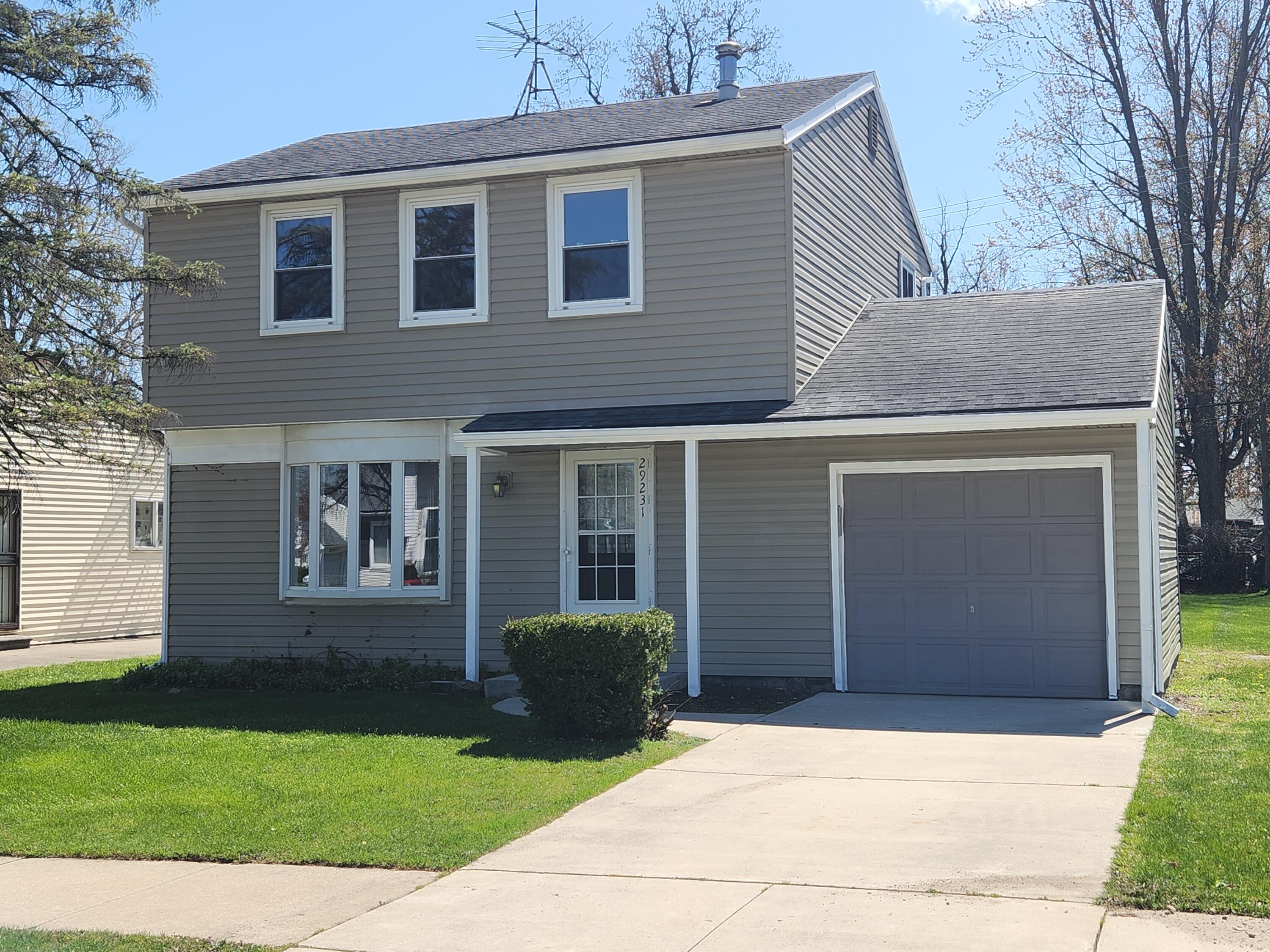 Photo 1 of 15 of 29231 Riveroak Drive house