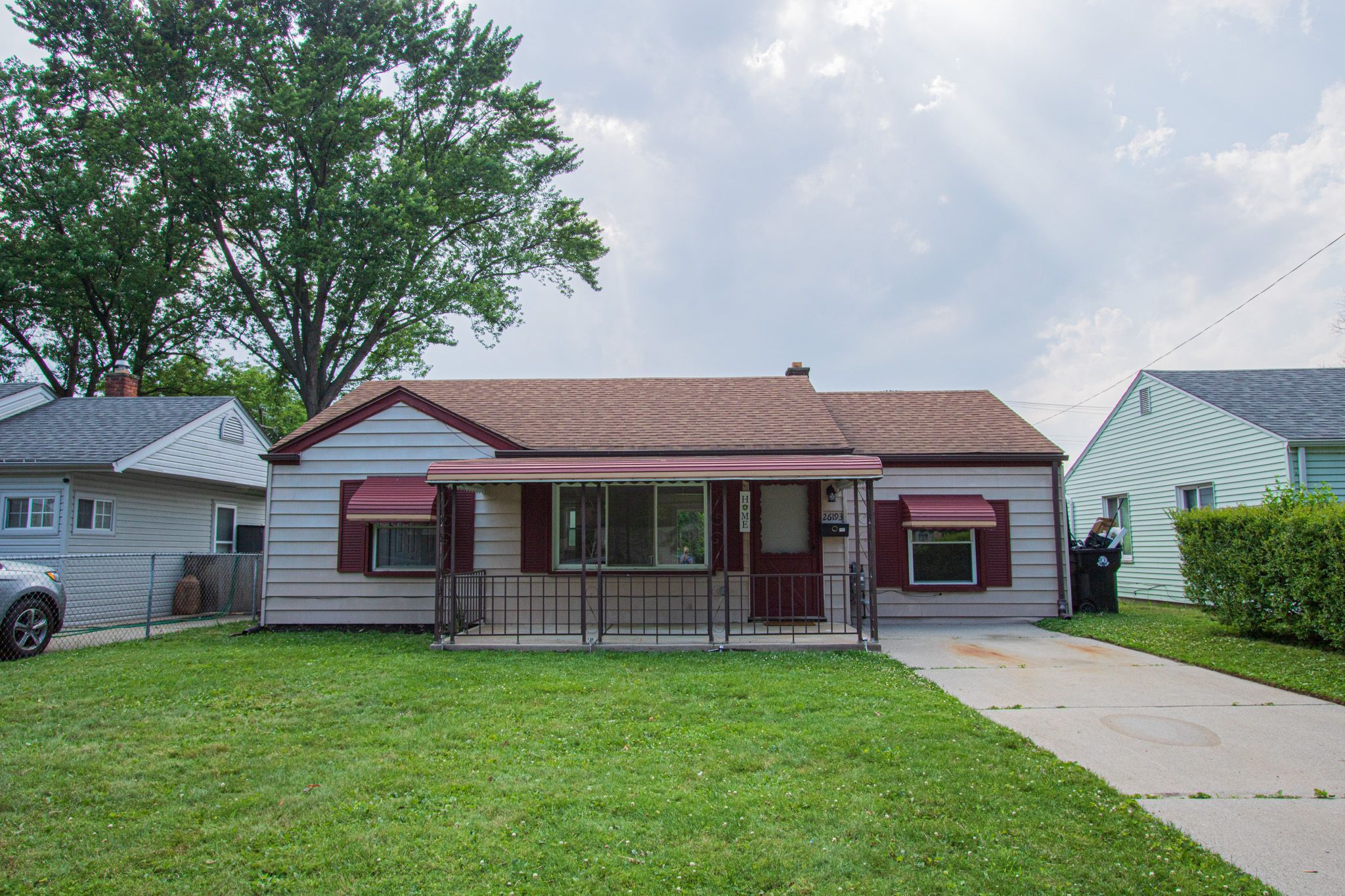 Photo 1 of 25 of 26193 NAGEL Street house