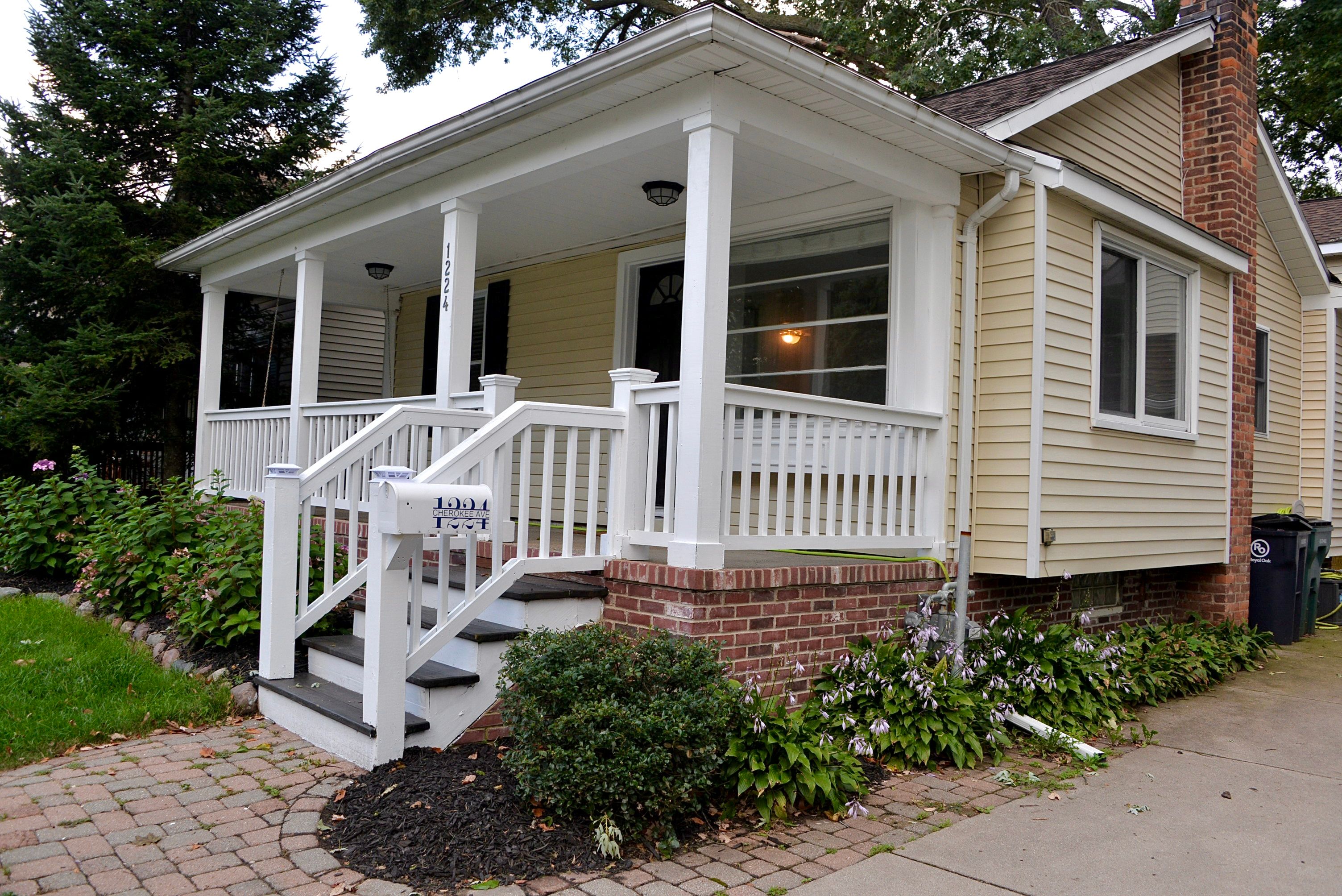 Photo 56 of 66 of 1224 CHEROKEE Avenue house