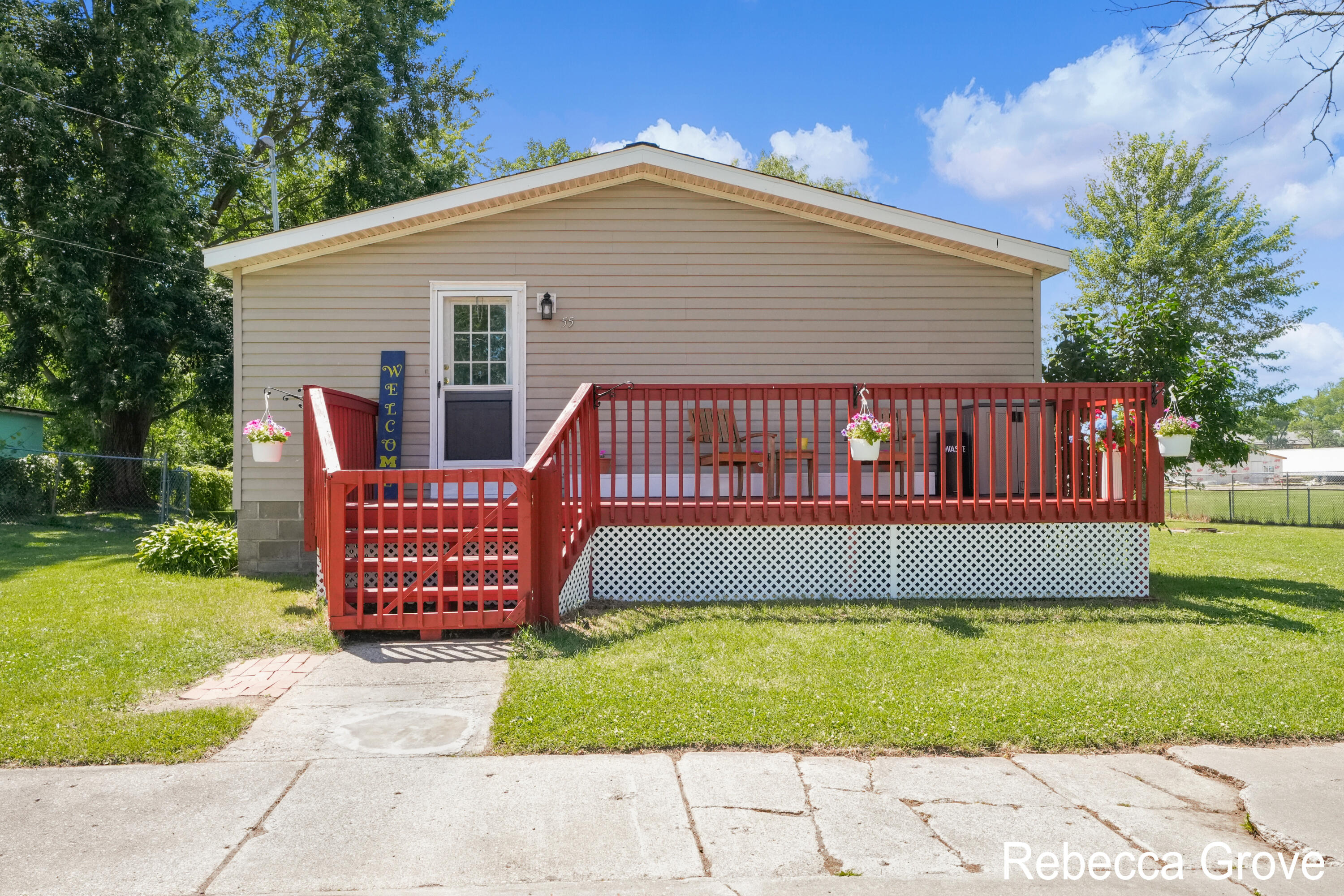 Photo 13 of 18 of 55 1st Street mobile home