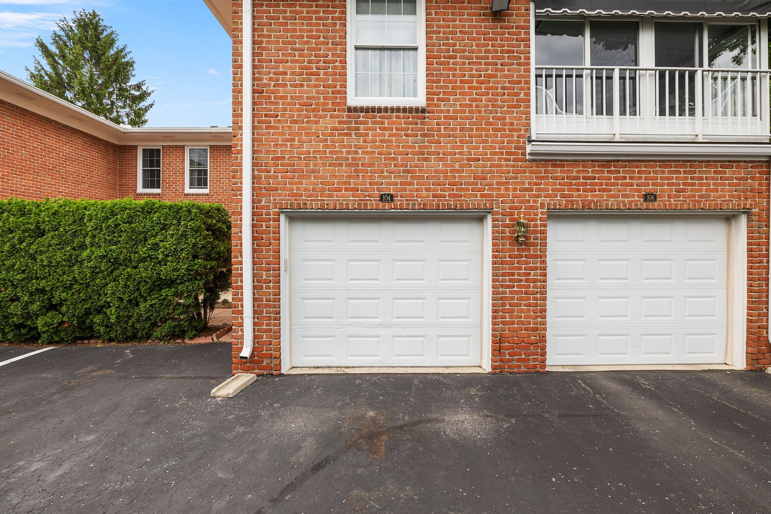 Photo 8 of 42 of 104 WINDWOOD POINTE condo