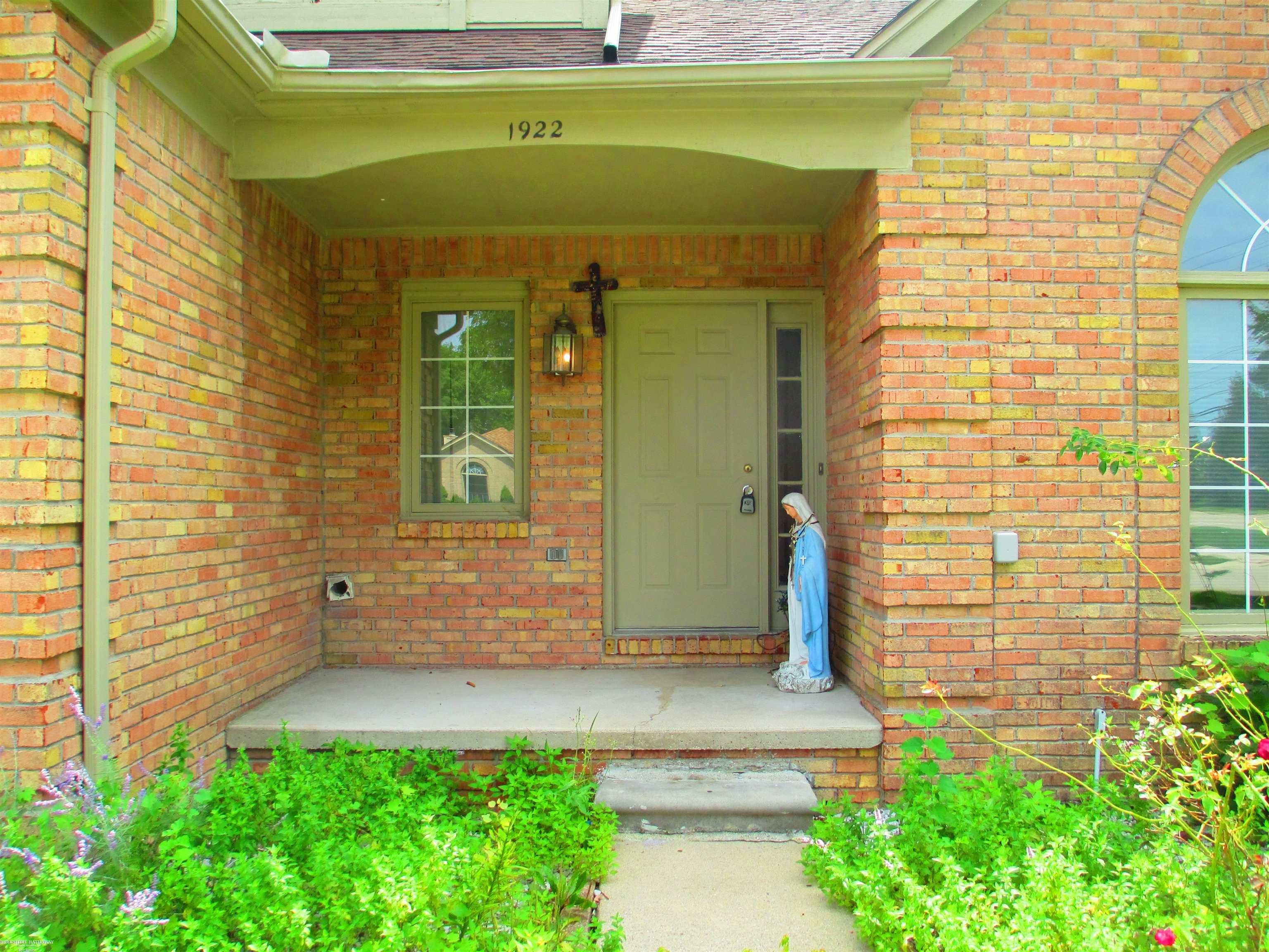 Photo 11 of 53 of 1922 FOREST MEAD Drive house