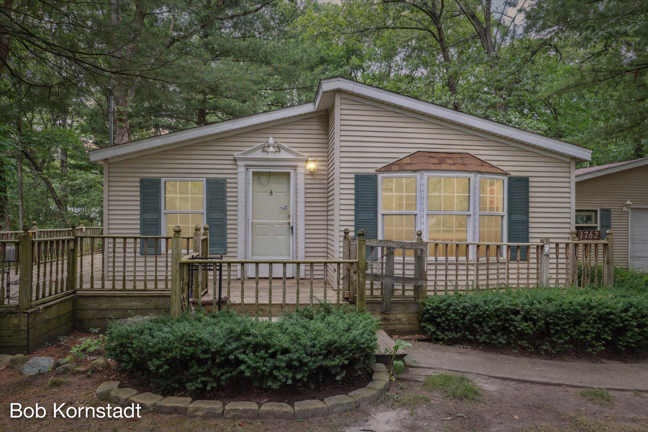 Photo 1 of 34 of 1762 Allen Road mobile home