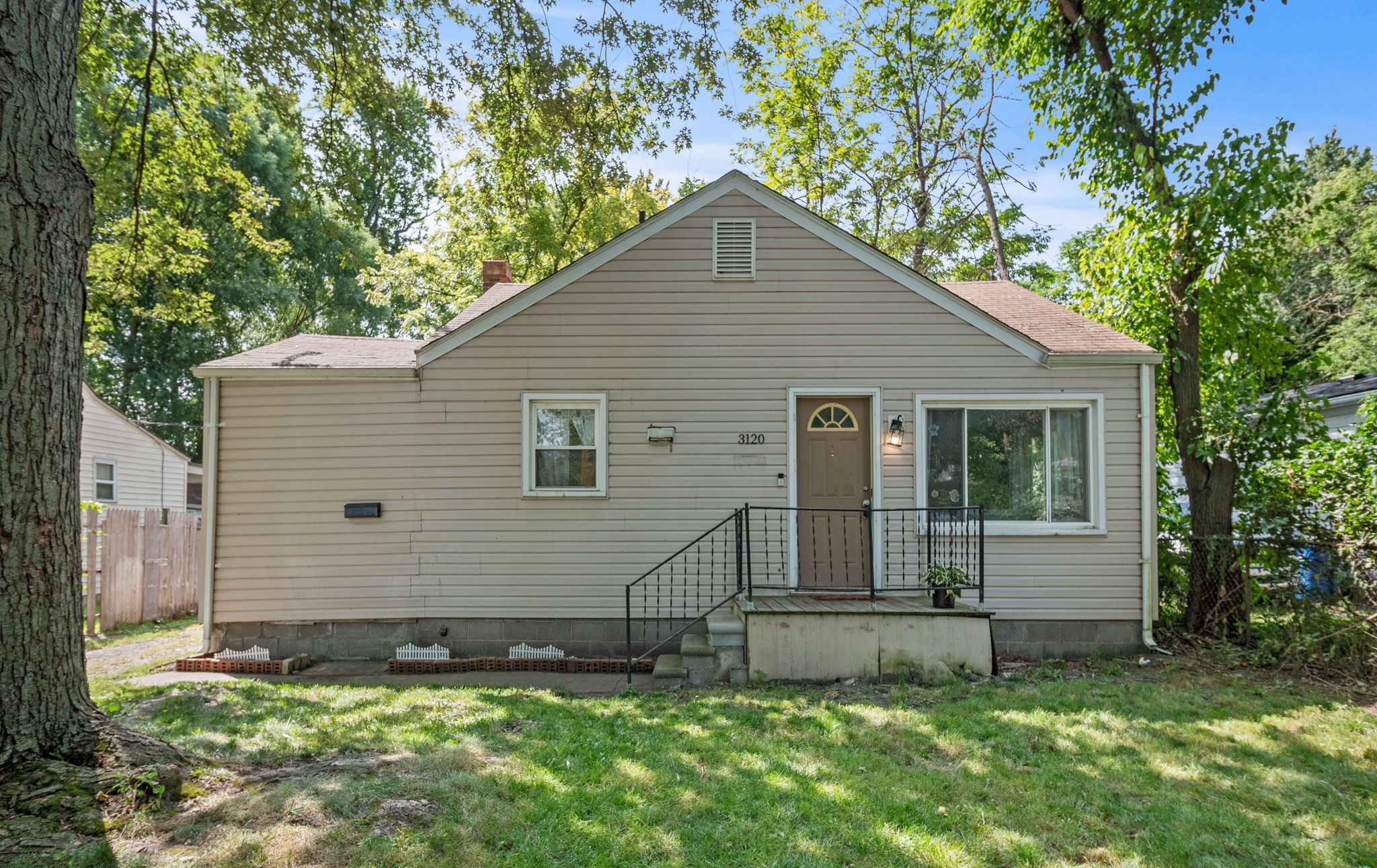 Photo 1 of 18 of 3120 WASMUND Avenue house