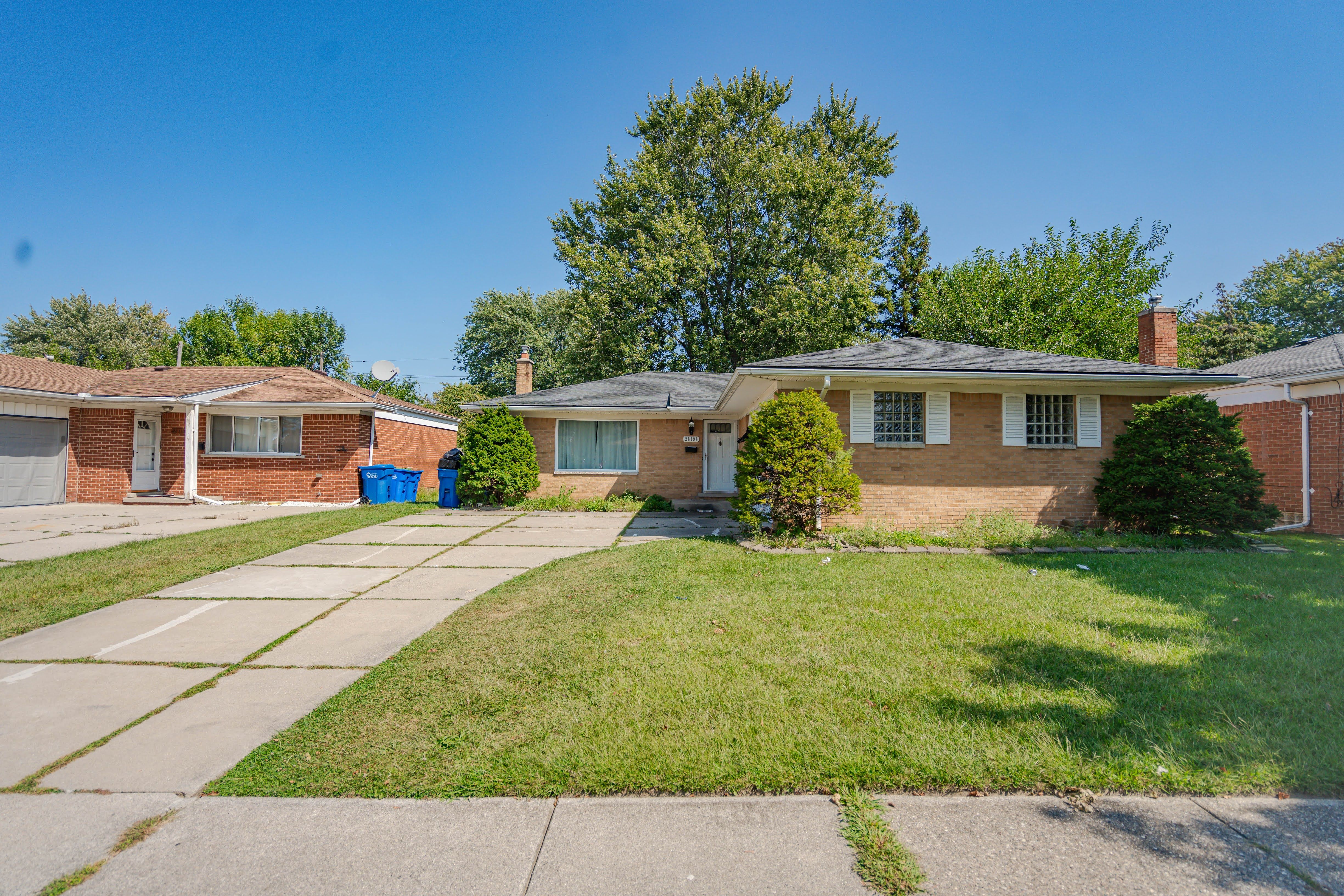 Photo 1 of 22 of 28298 MARCIA Avenue house