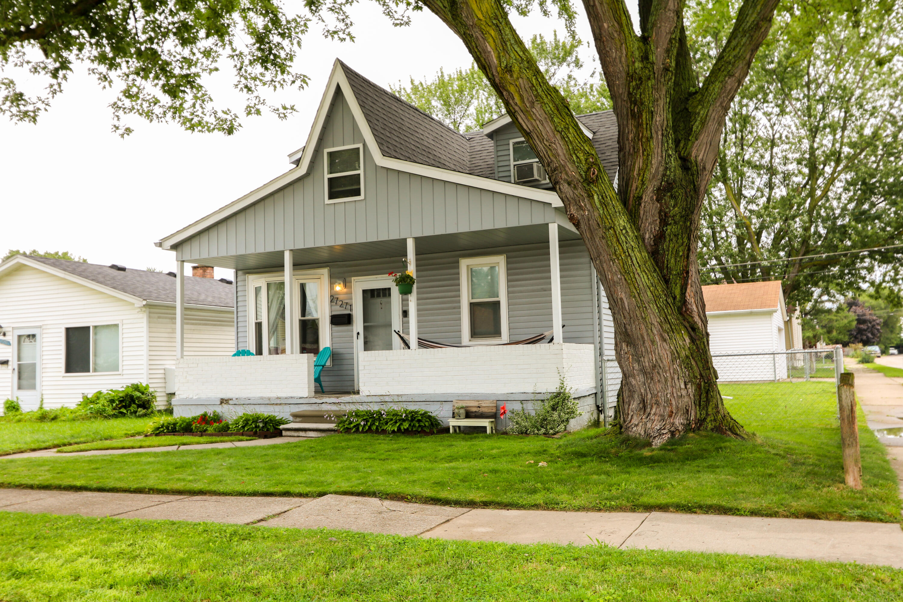 Photo 1 of 34 of 27271 Baldwin Avenue house