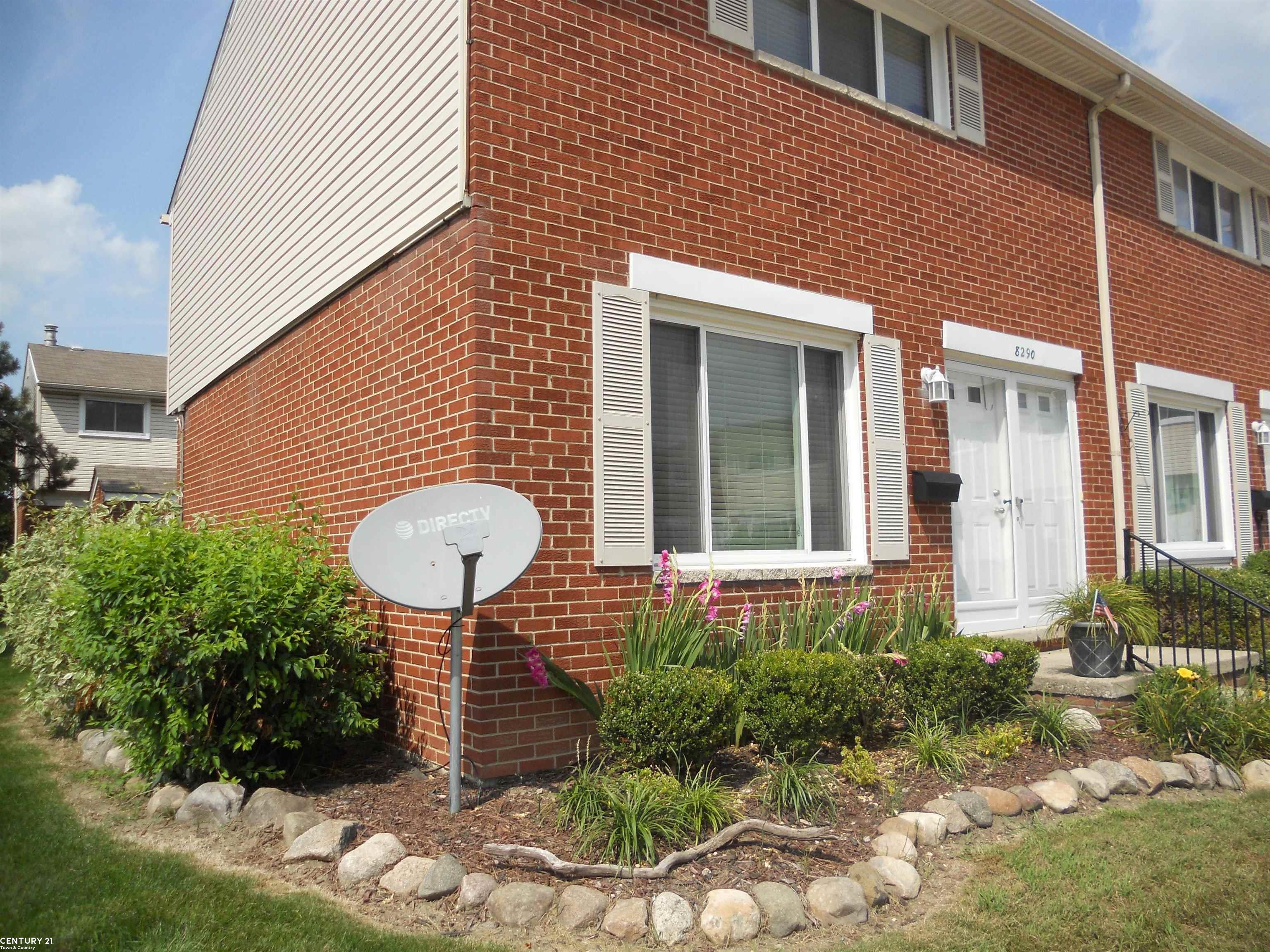 Photo 53 of 68 of 8290 FARNUM Circle townhome