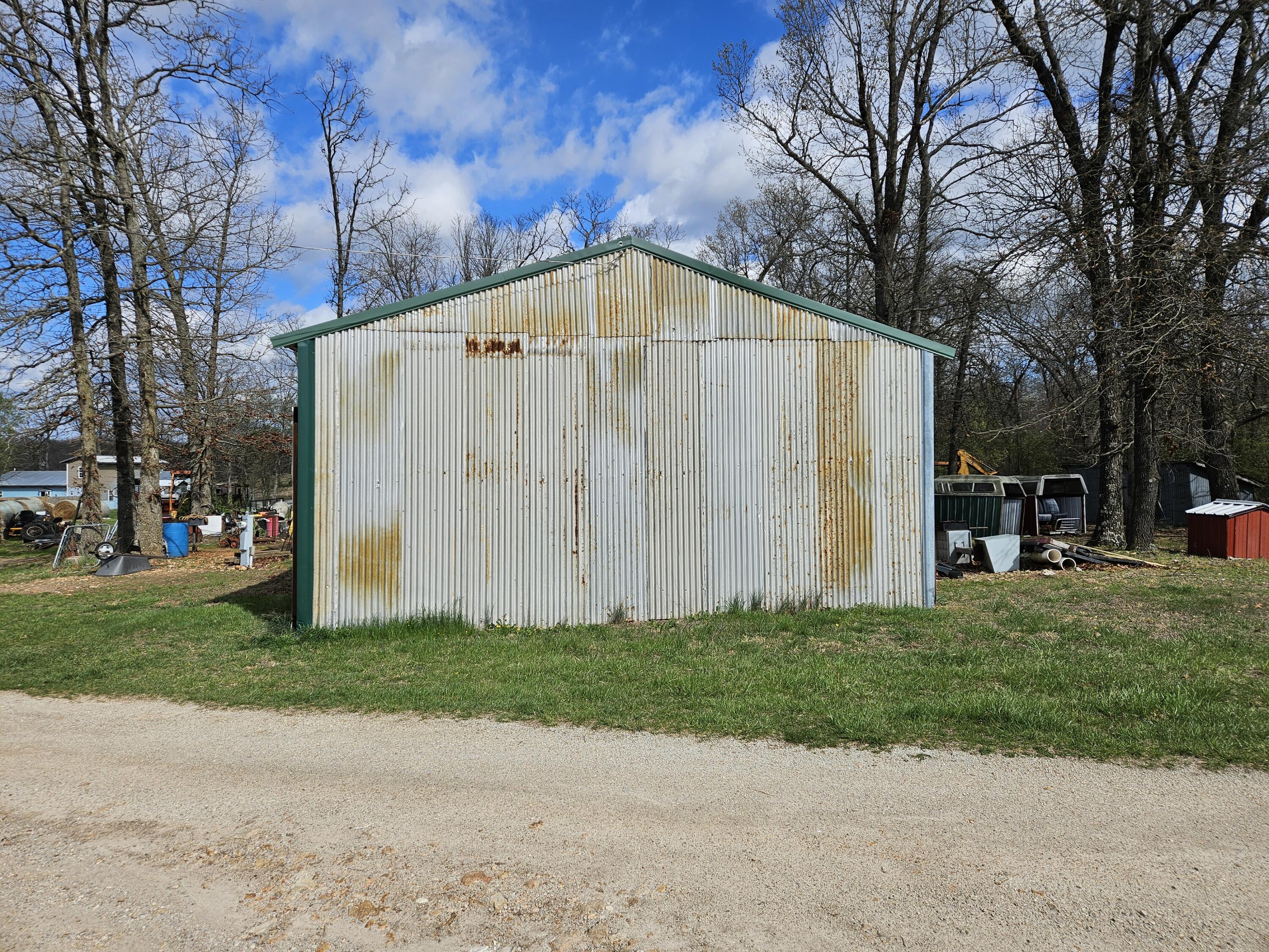 Photo 32 of 36 of 23039 Lawrence 1210 mobile home