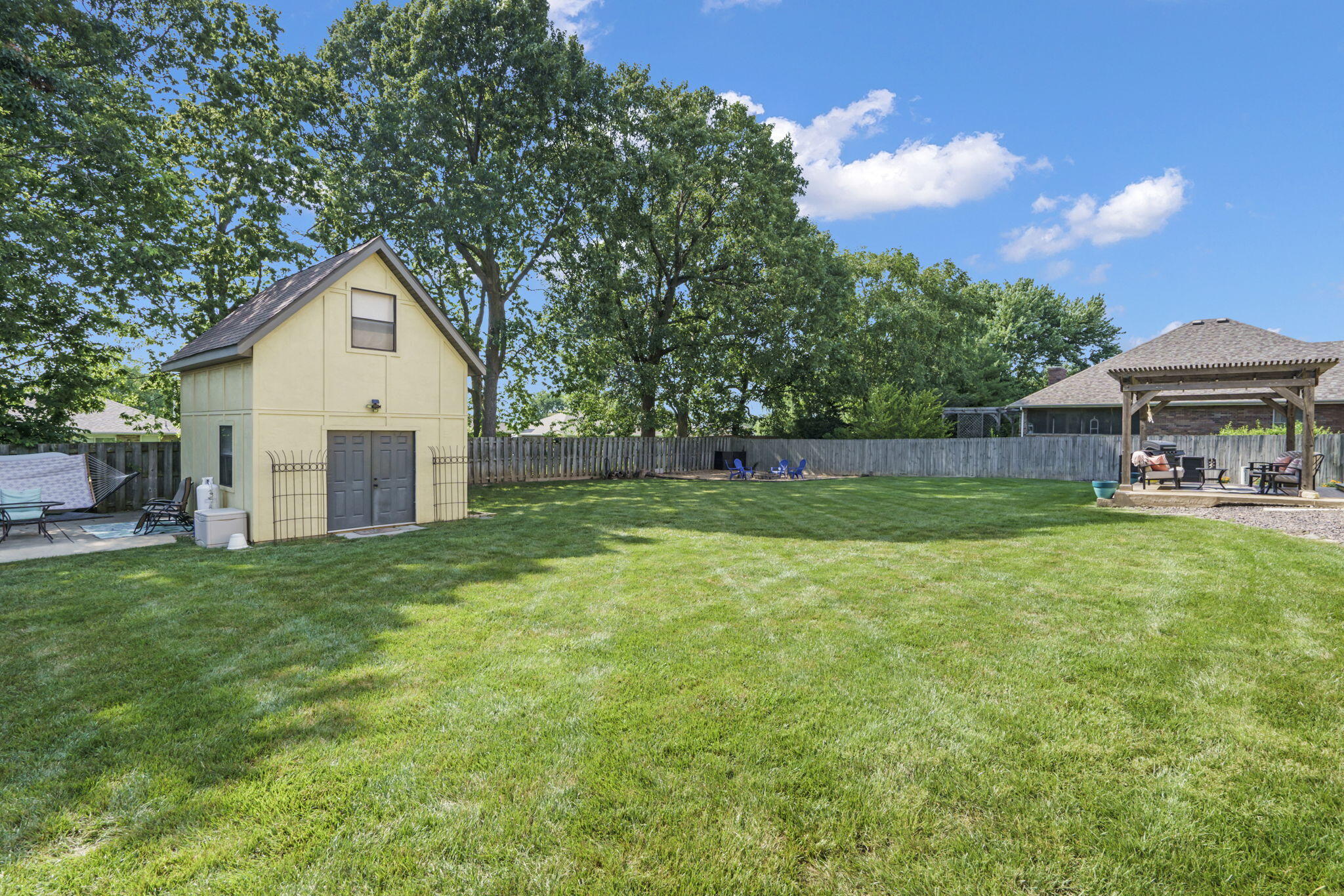 Photo 44 of 51 of 3909 West Eaglecrest Street house