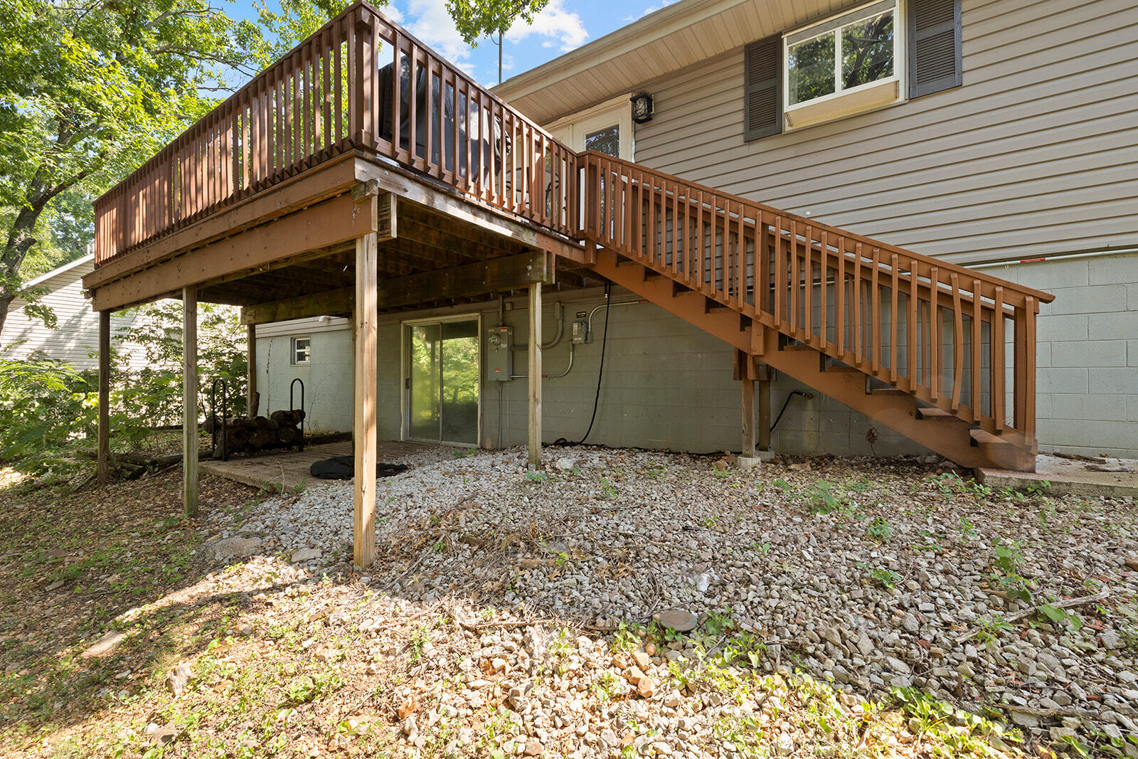 Photo 4 of 24 of 1709 Neihardt Avenue house