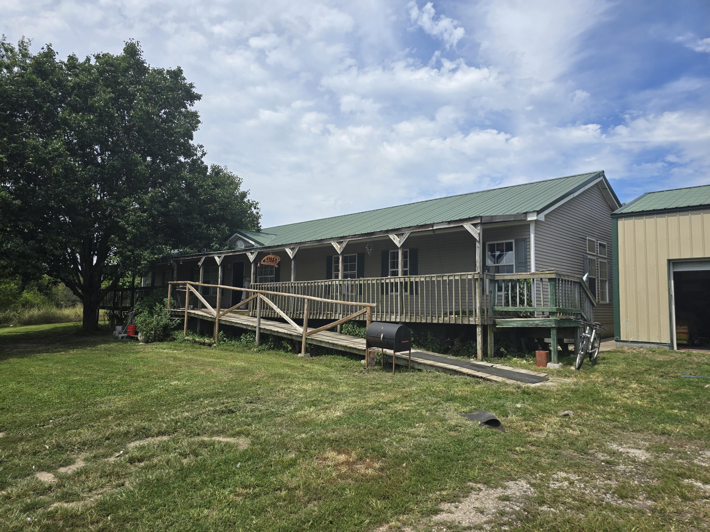 Photo 2 of 15 of 125 Crossroads Drive mobile home