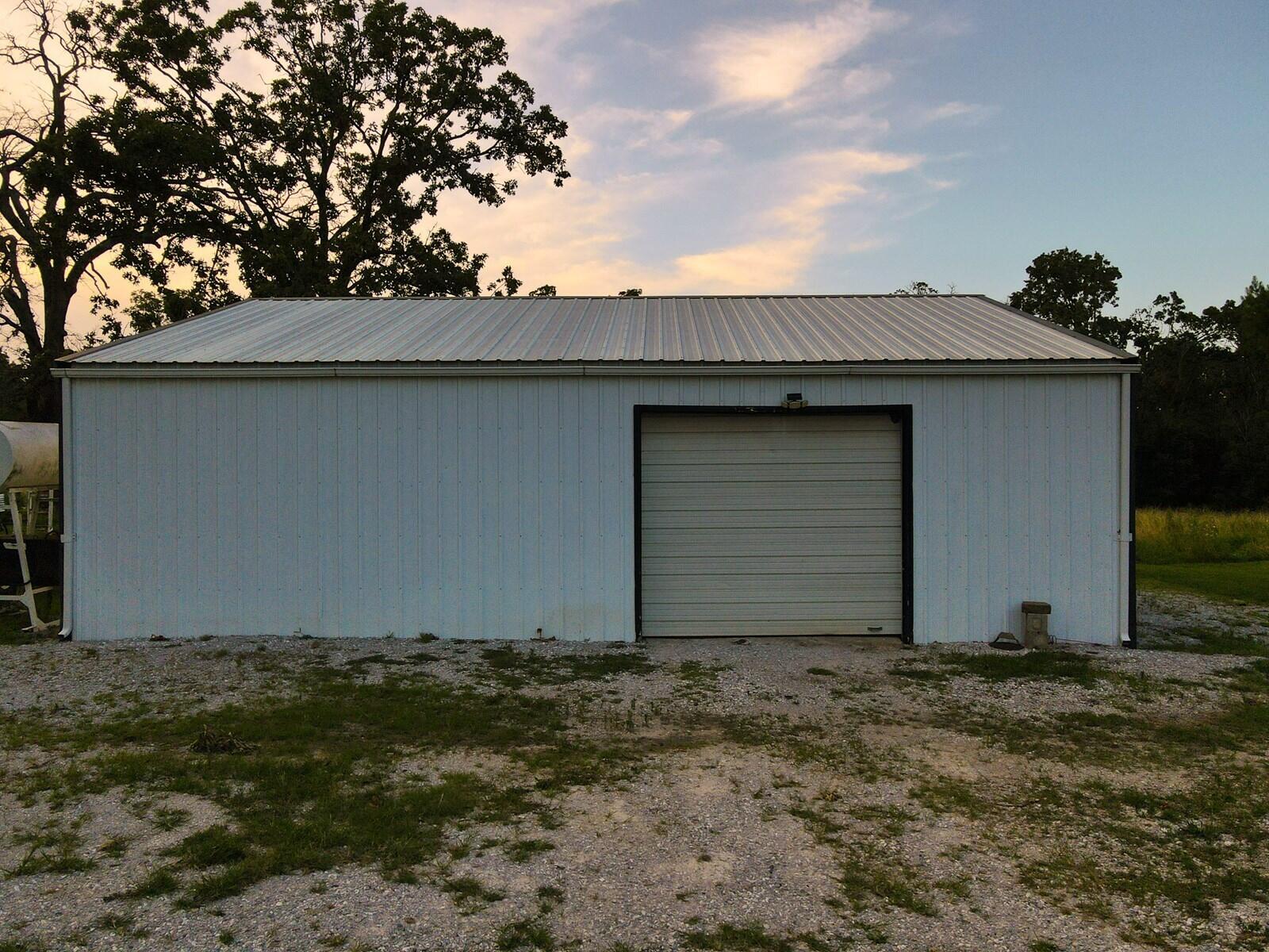 Photo 38 of 48 of 1025 East 2100 Road mobile home