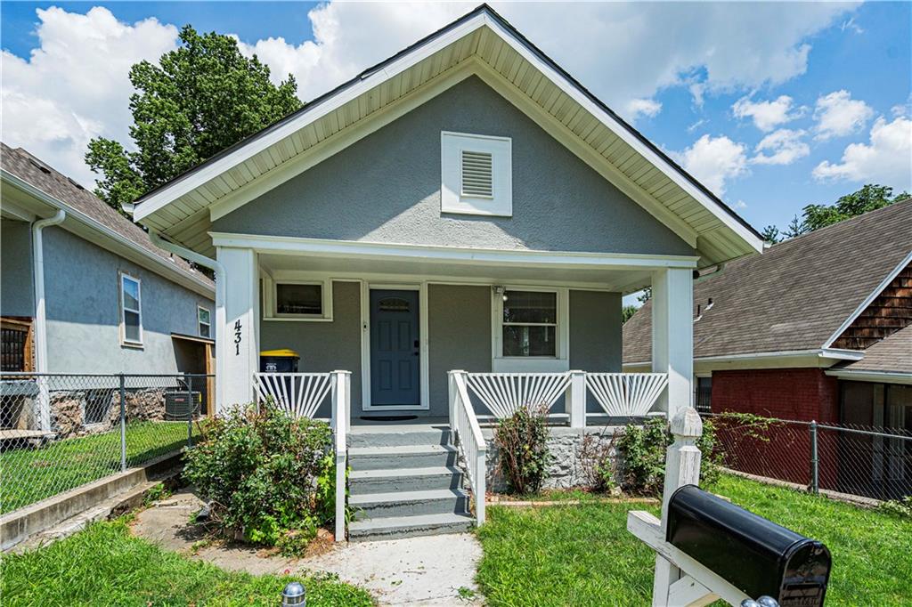 Photo 1 of 25 of 431 N Drury Avenue house